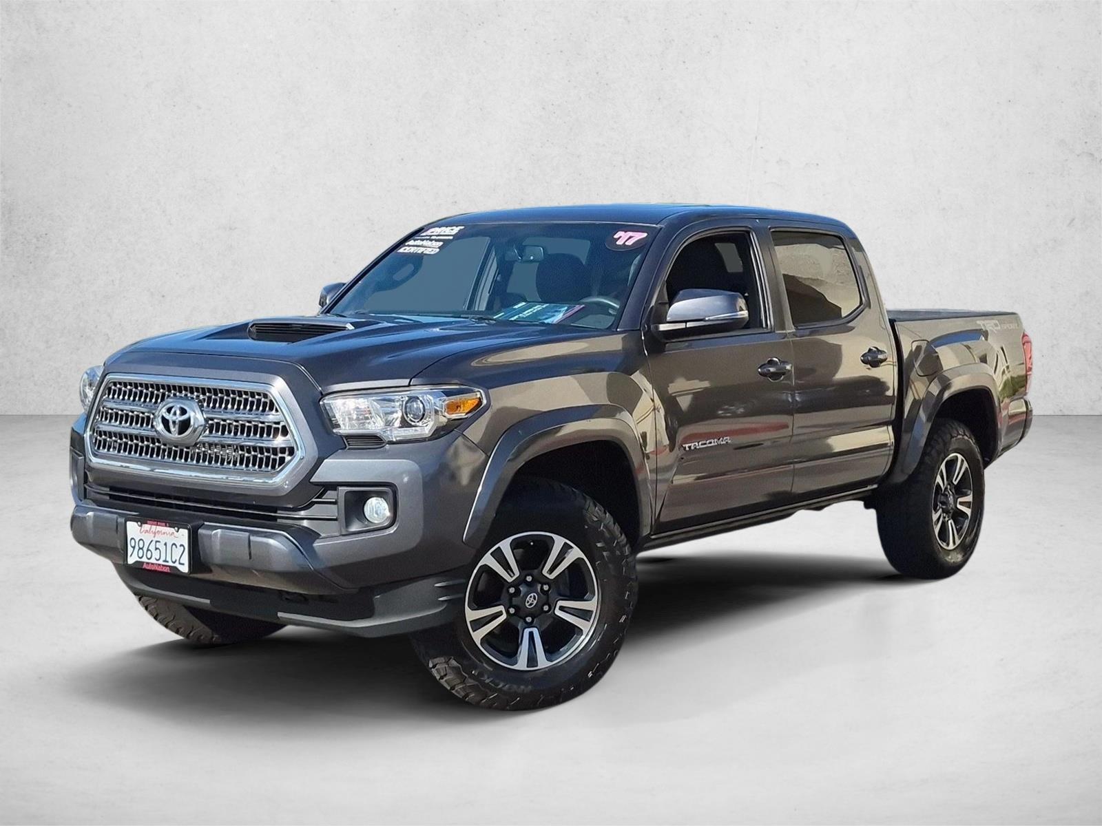 Thumbnail: 2017 Toyota Tacoma - 1