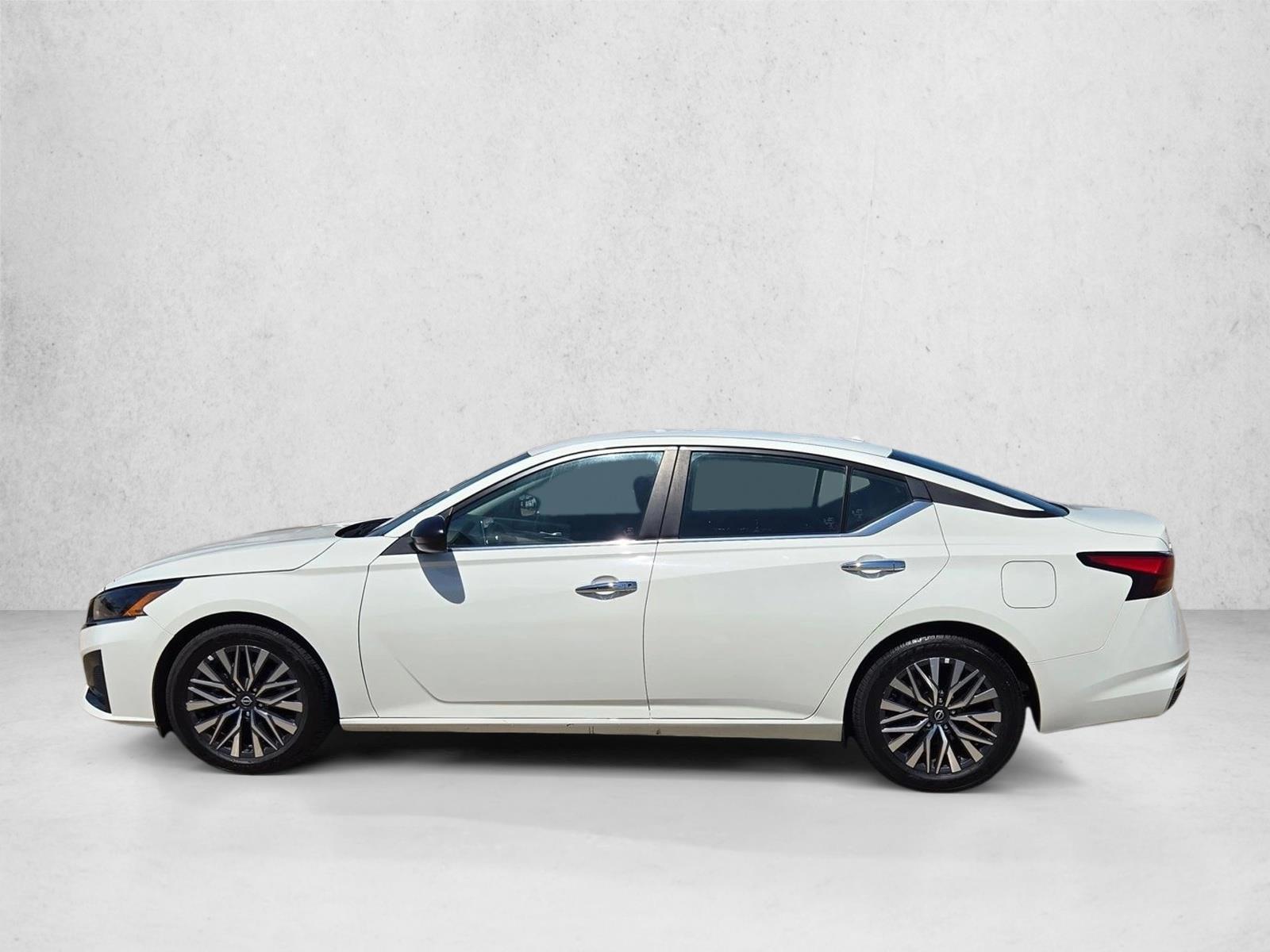 Thumbnail: 2025 Nissan Altima - 2