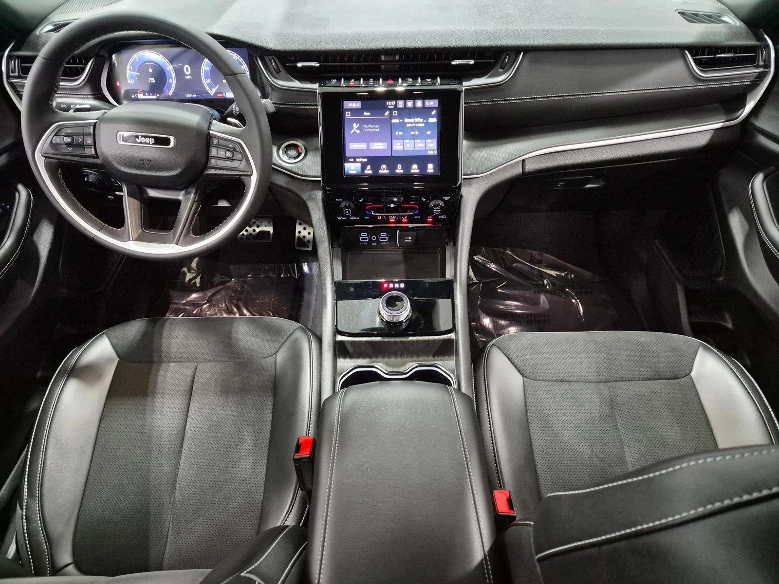 Thumbnail: 2023 Jeep Grand Cherokee - 4