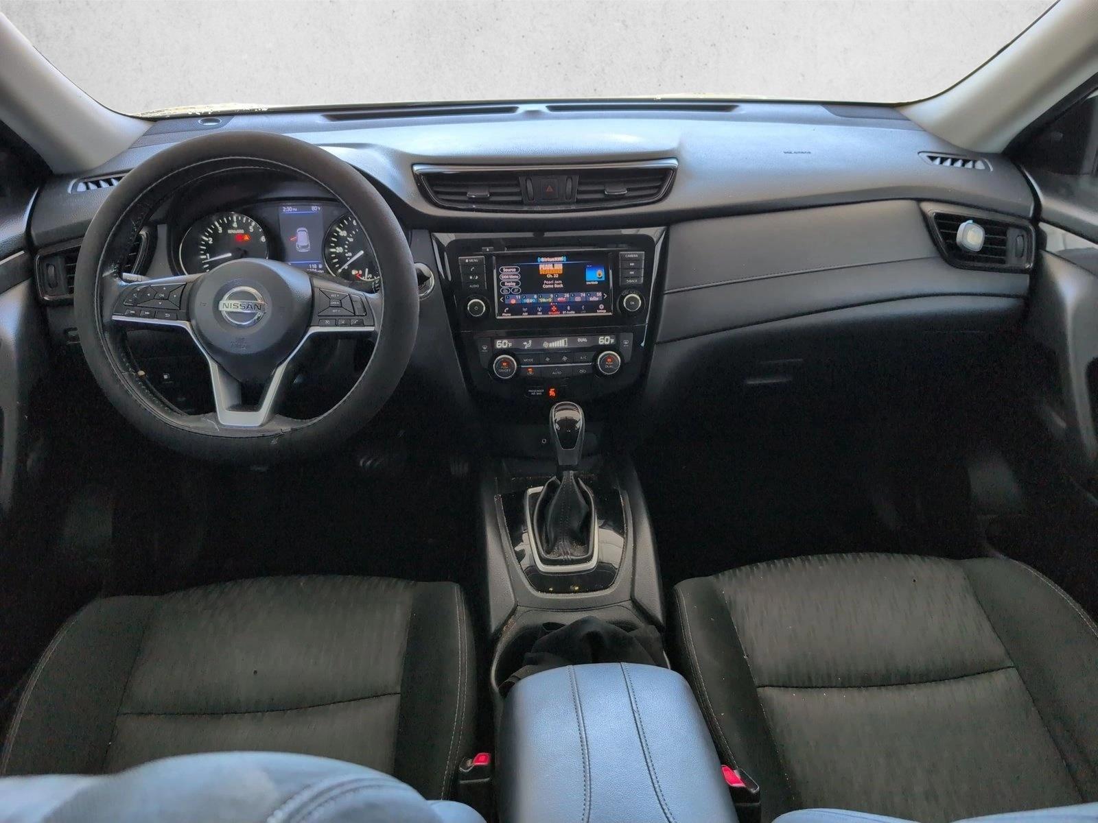 Thumbnail: 2018 Nissan Rogue - 3