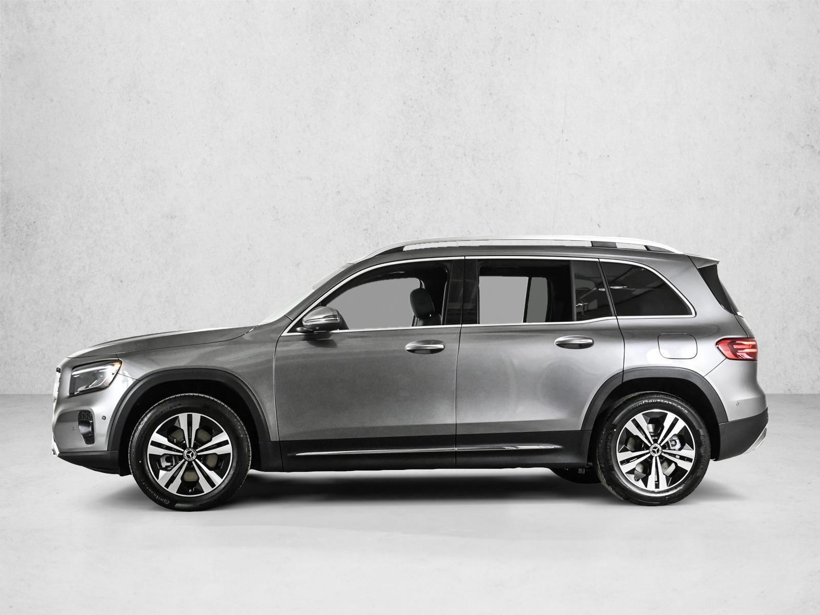 Thumbnail: 2026 Mercedes-Benz GLB - 2