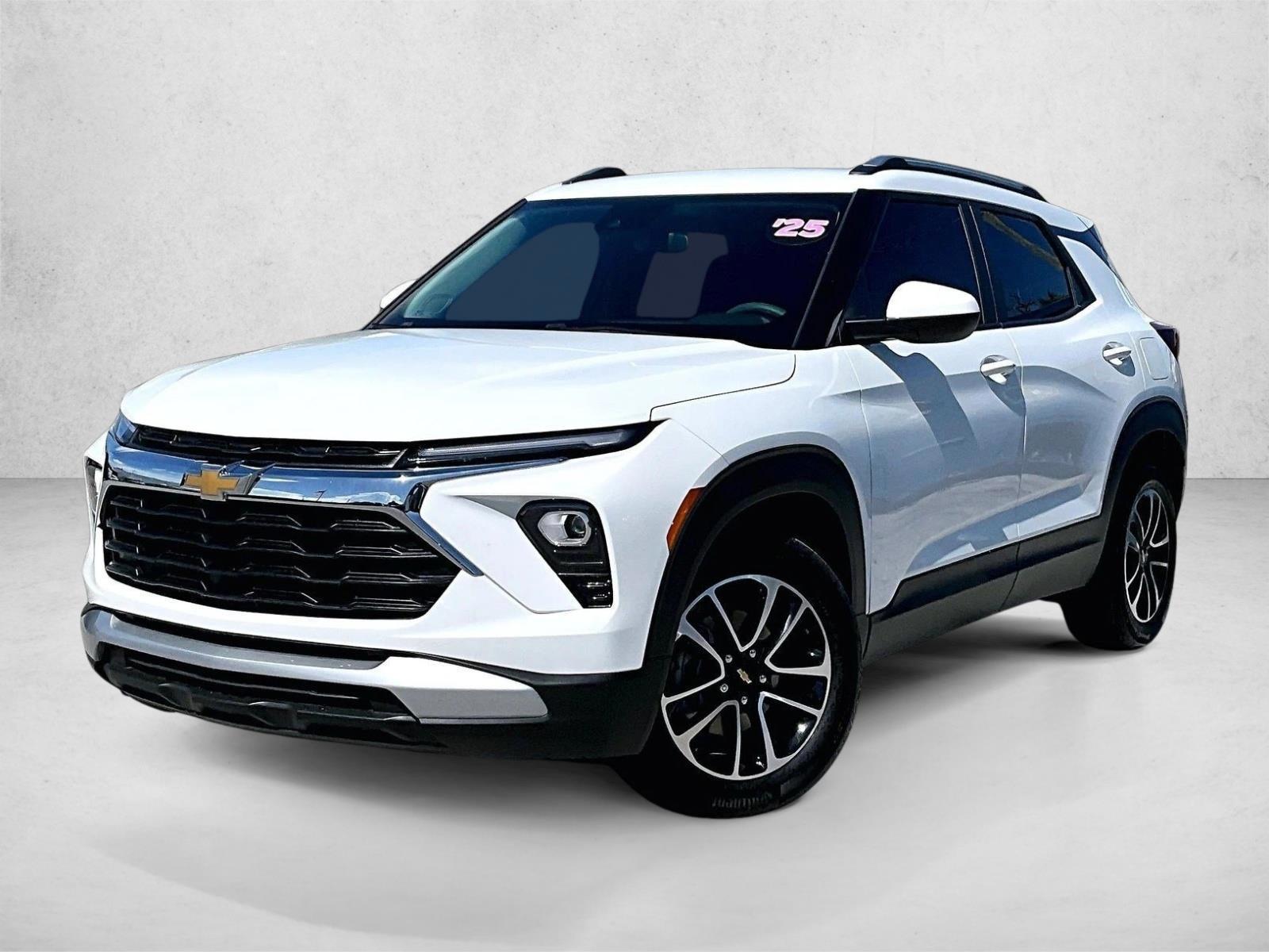 Thumbnail: 2025 Chevrolet TrailBlazer - 1