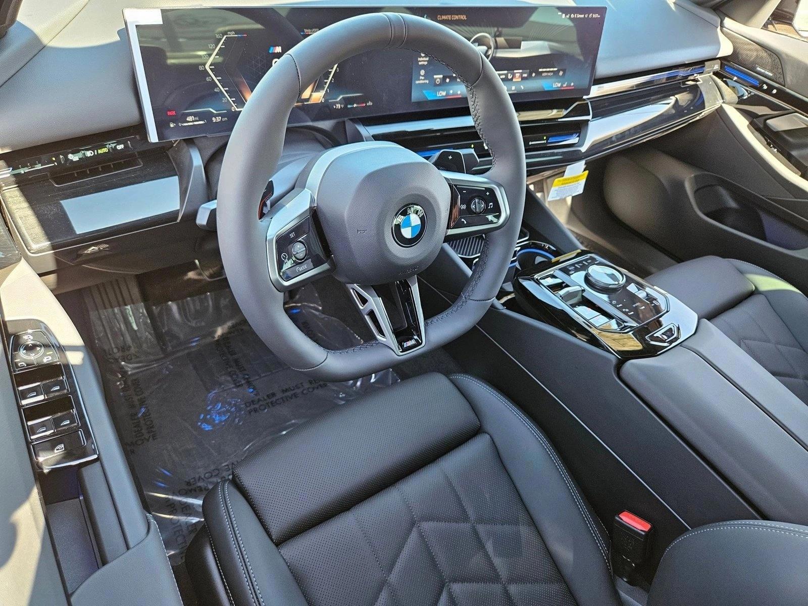Thumbnail: 2026 BMW 5 Series - 3