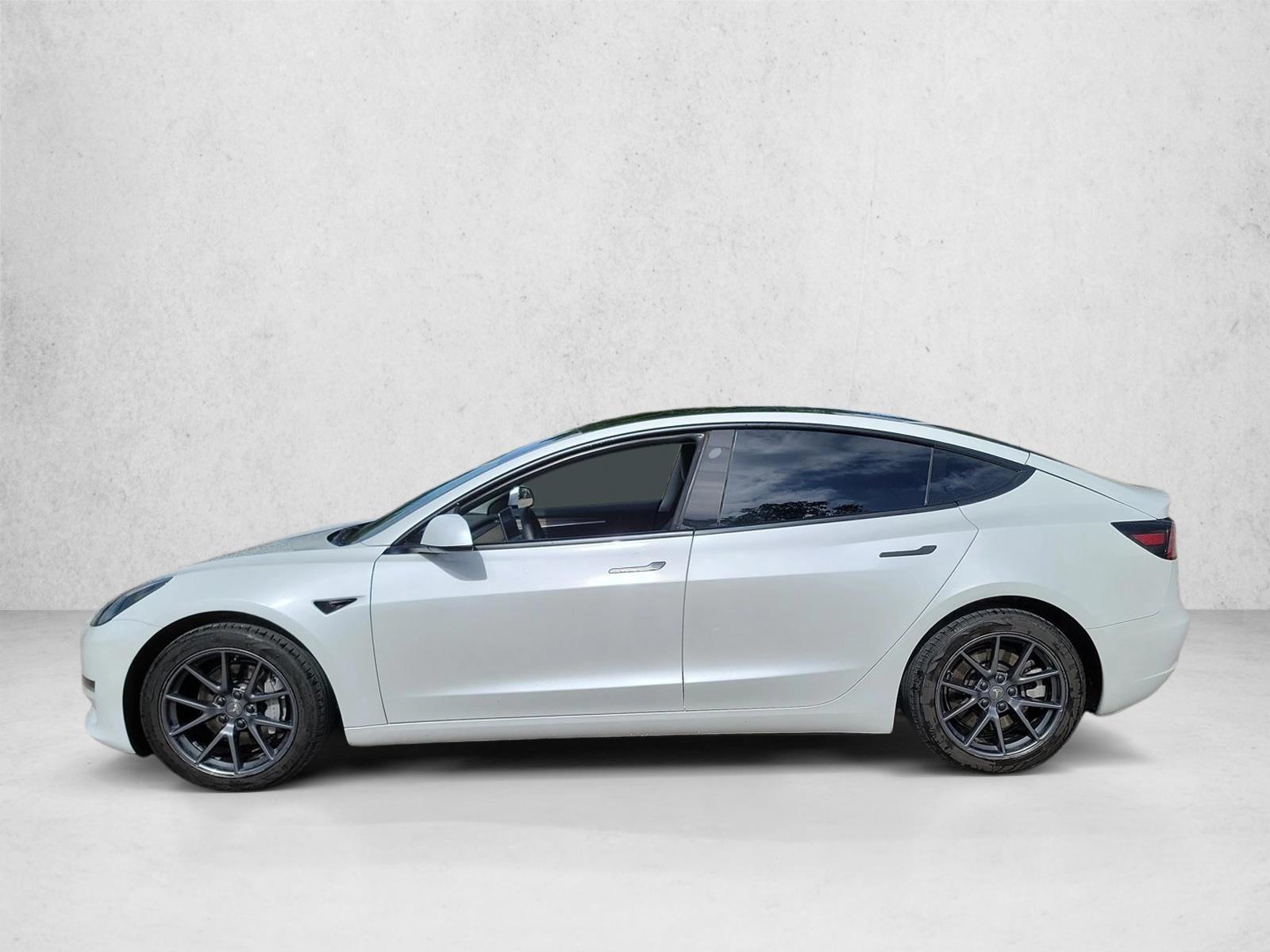 Thumbnail: 2023 Tesla Model 3 - 2