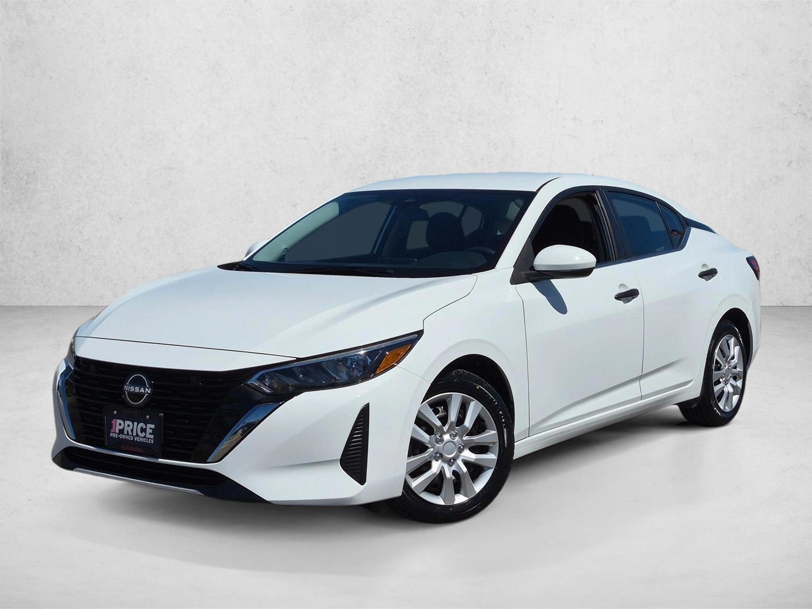 Thumbnail: 2025 Nissan Sentra - 1