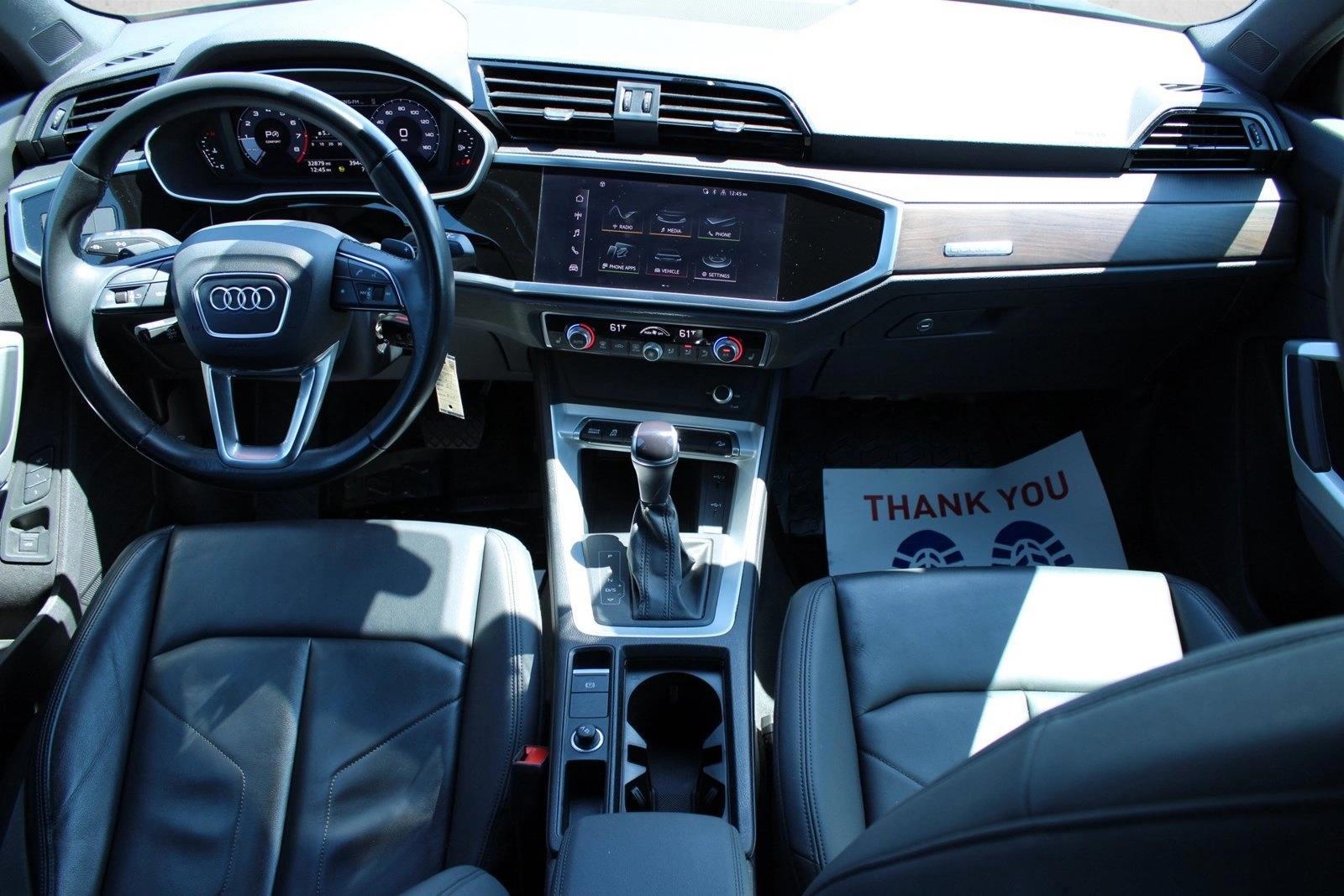 Thumbnail: 2022 Audi Q3 - 4