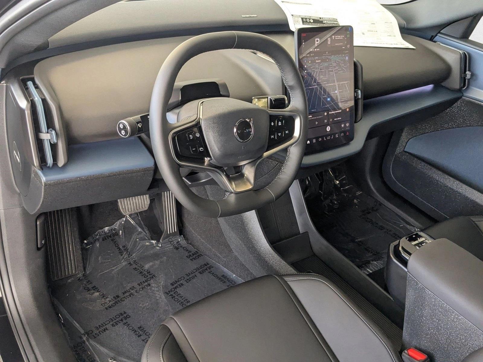 Thumbnail: 2025 Volvo EX30 - 3