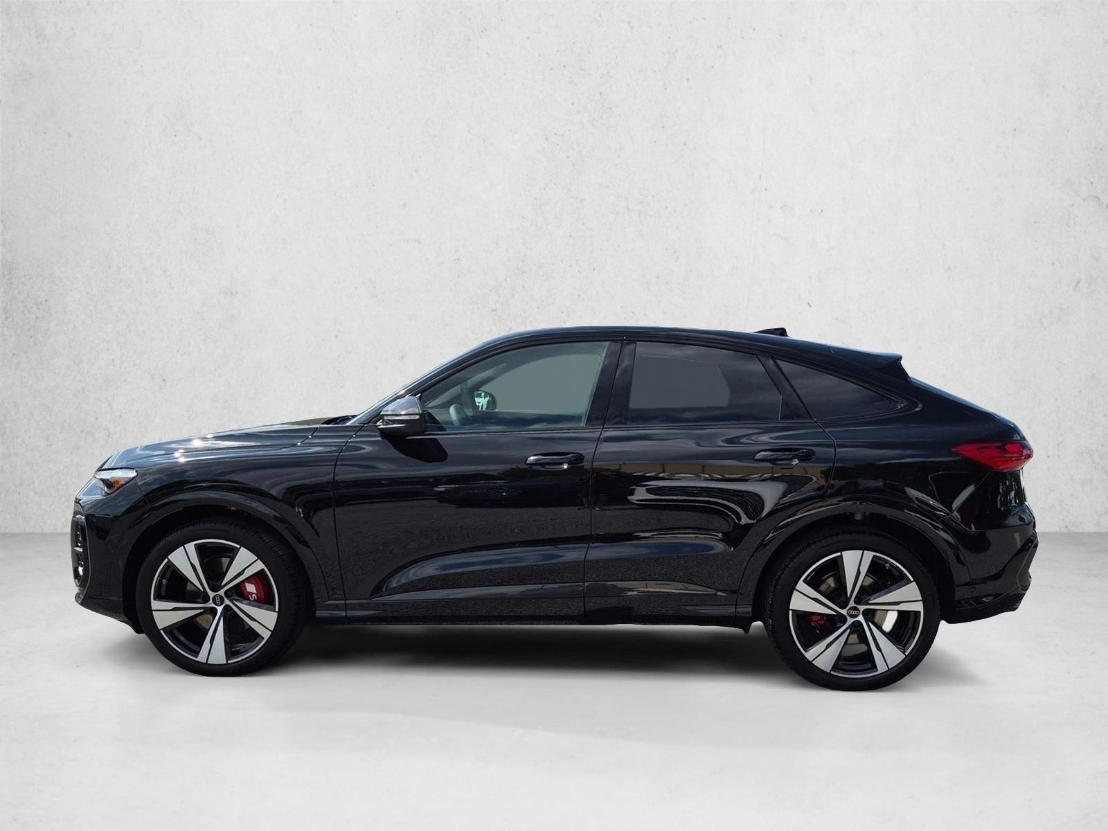 Thumbnail: 2026 Audi SQ5 - 2