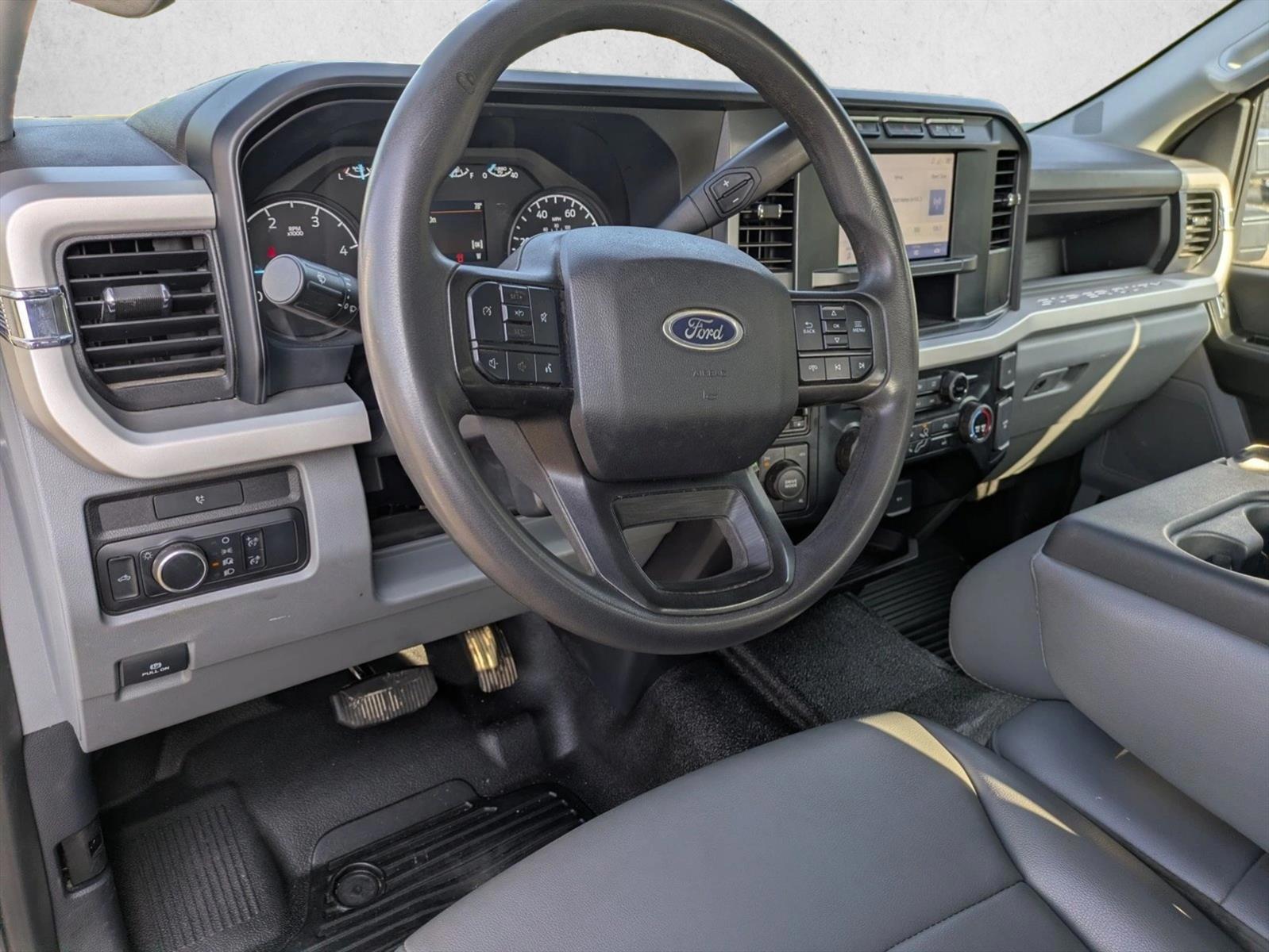 Thumbnail: 2024 Ford Econoline - 3