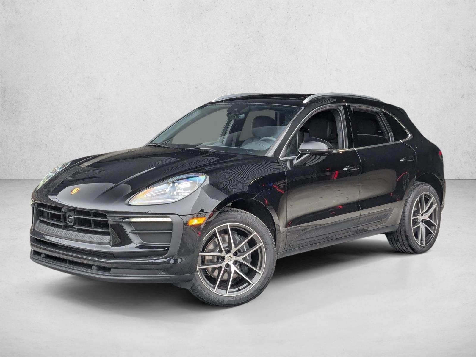 Thumbnail: 2026 Porsche Macan - 1