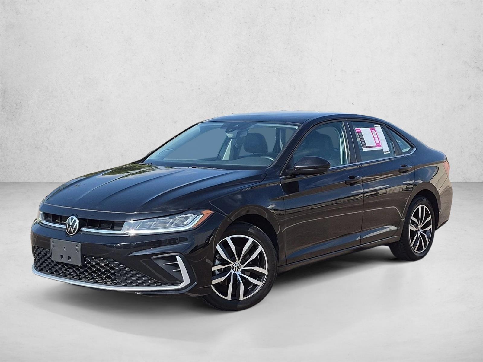 Thumbnail: 2025 Volkswagen Jetta - 1