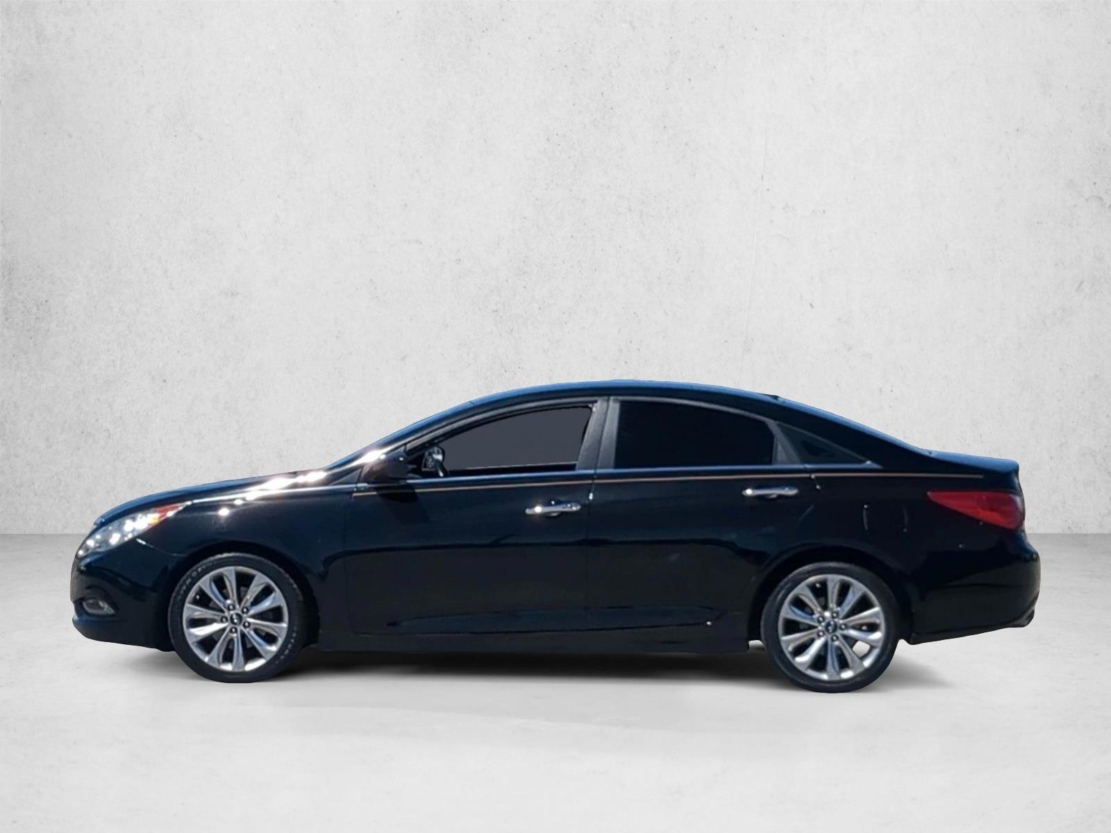 Thumbnail: 2011 Hyundai Sonata - 2