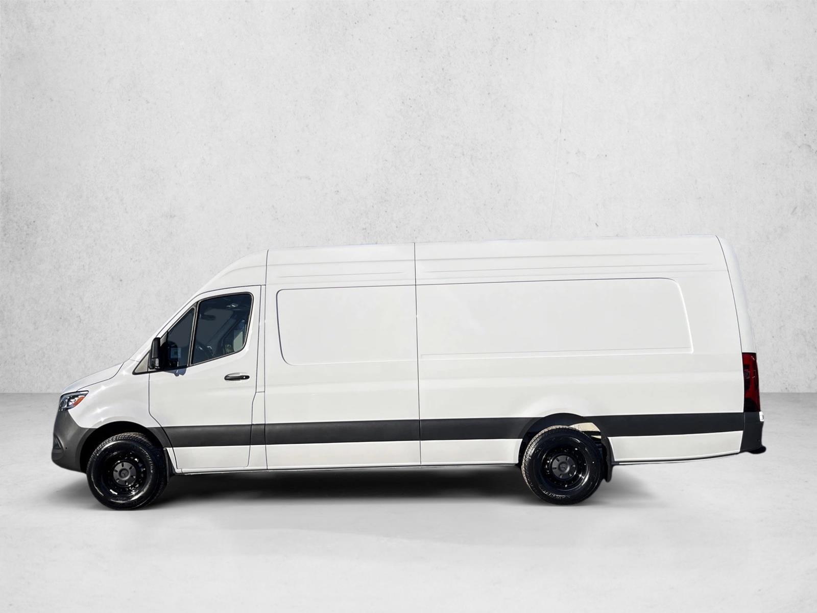 Thumbnail: 2026 Mercedes-Benz Sprinter - 2