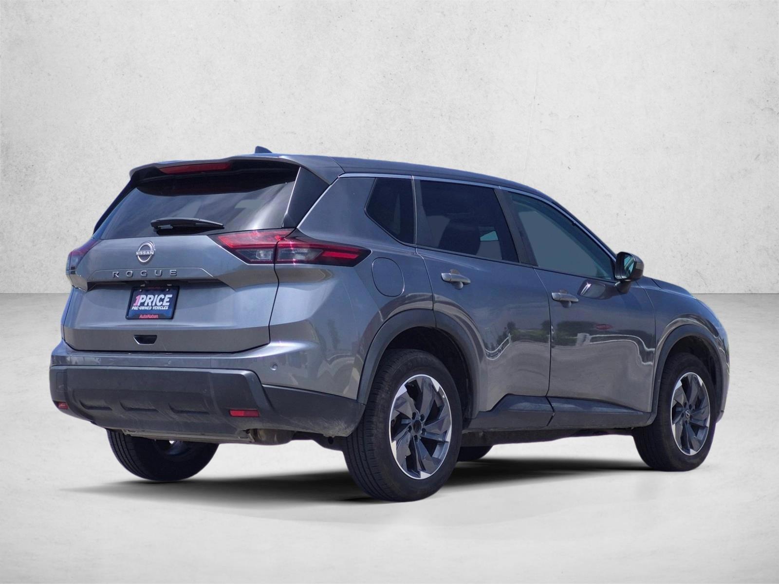 2025 Nissan NissanRogue, photo 5