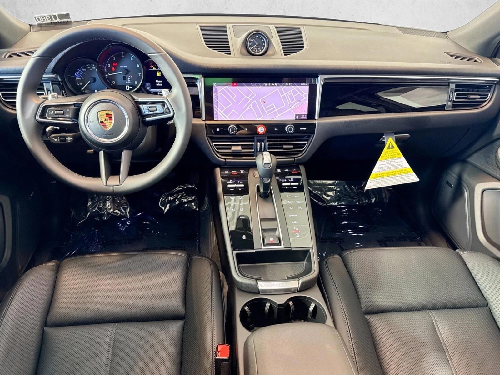 Thumbnail: 2026 Porsche Macan - 4