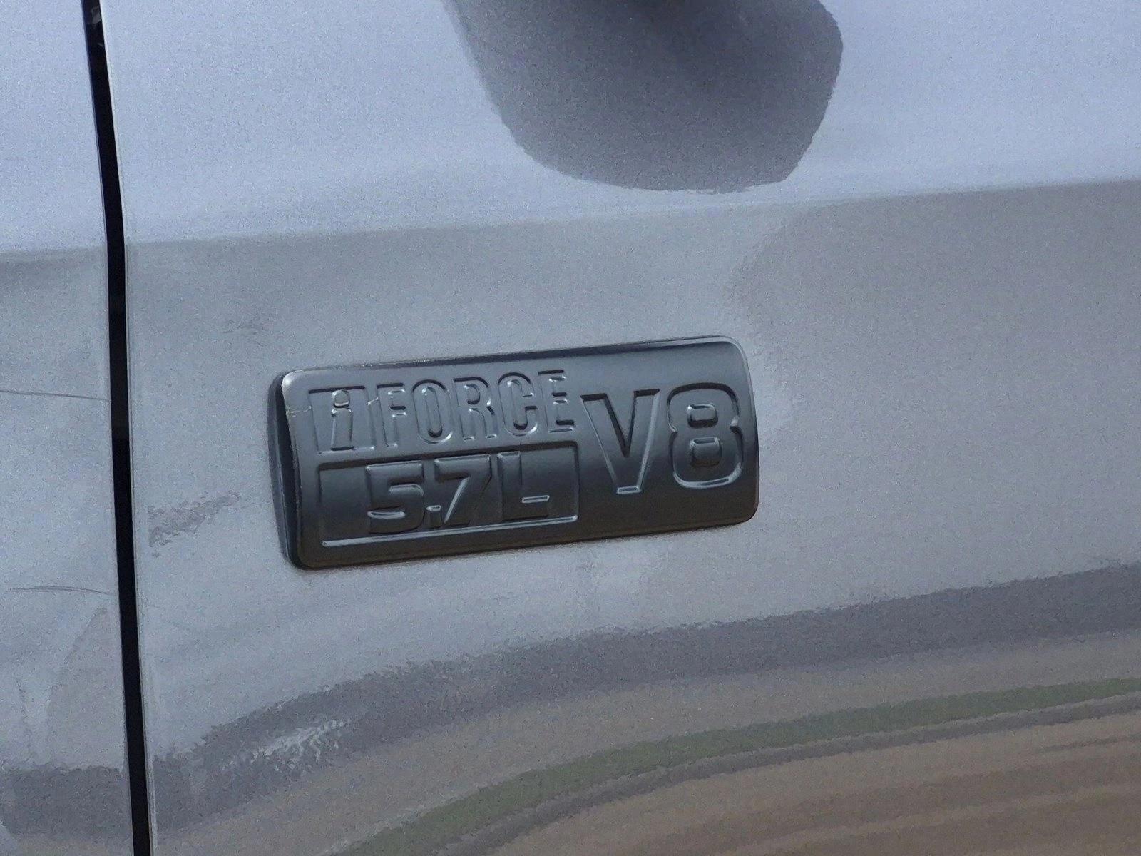 2018 Toyota Tundra SR5 - Photo 19