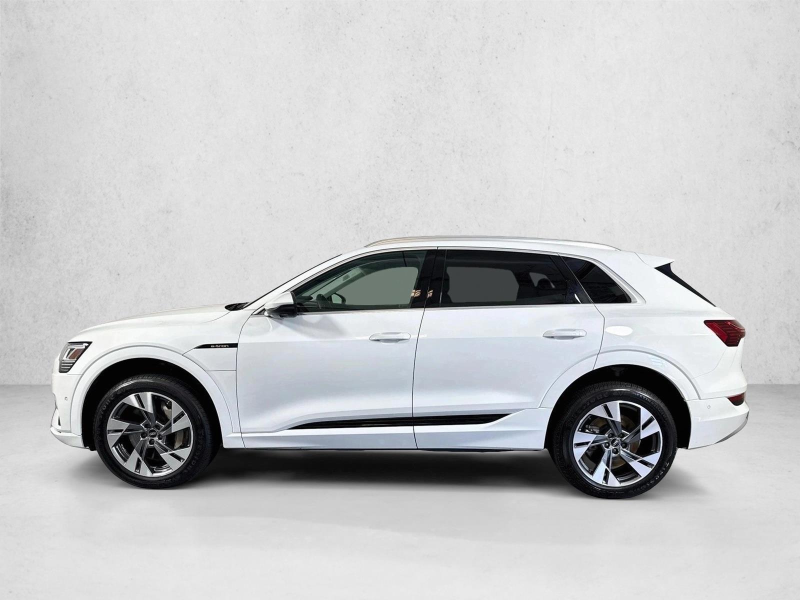 2022 Audi e-tron