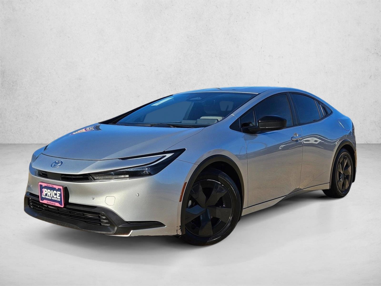 Thumbnail: 2024 Toyota Prius - 1