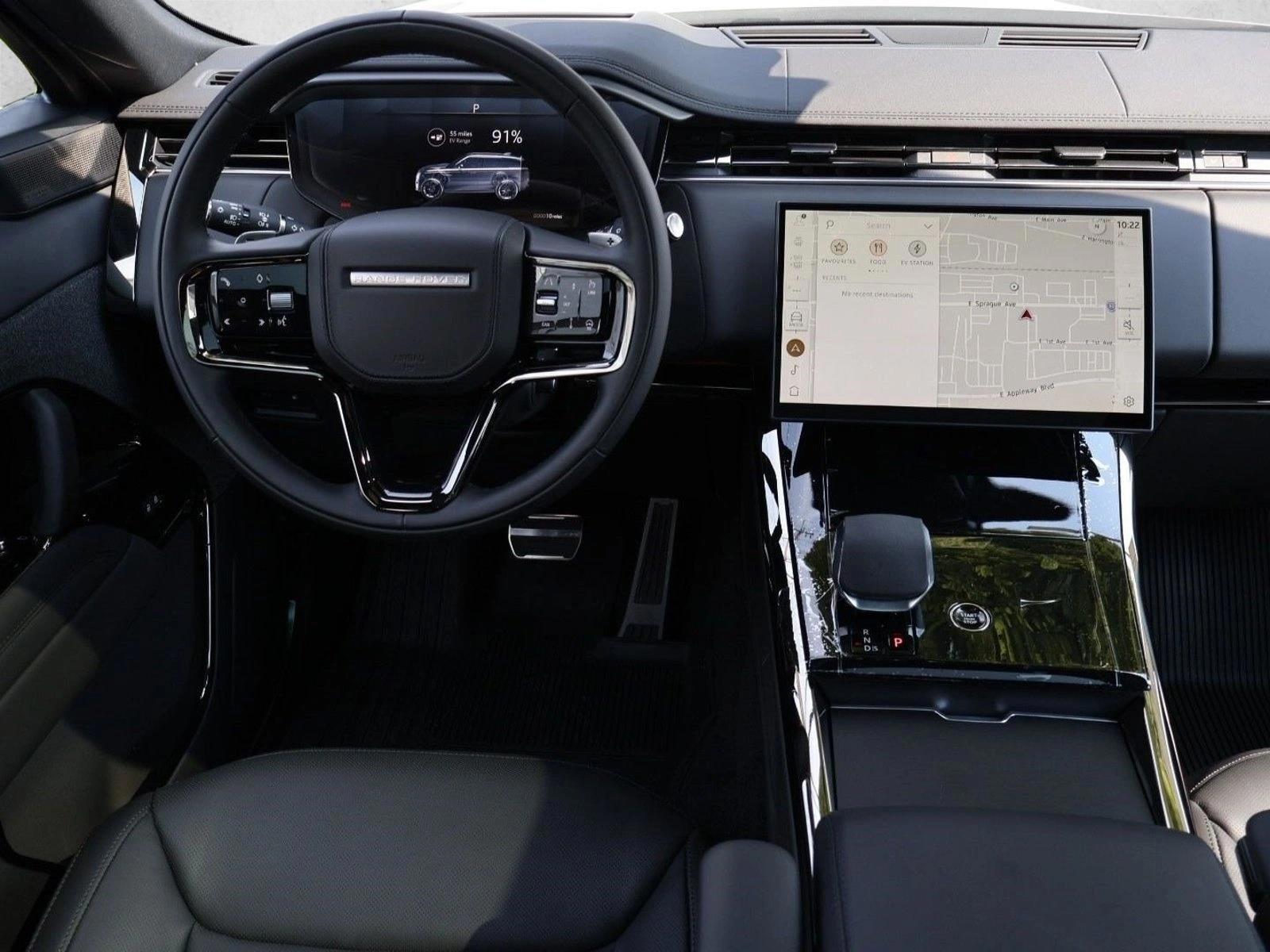 Thumbnail: 2026 Land Rover Range Rover Sport - 4