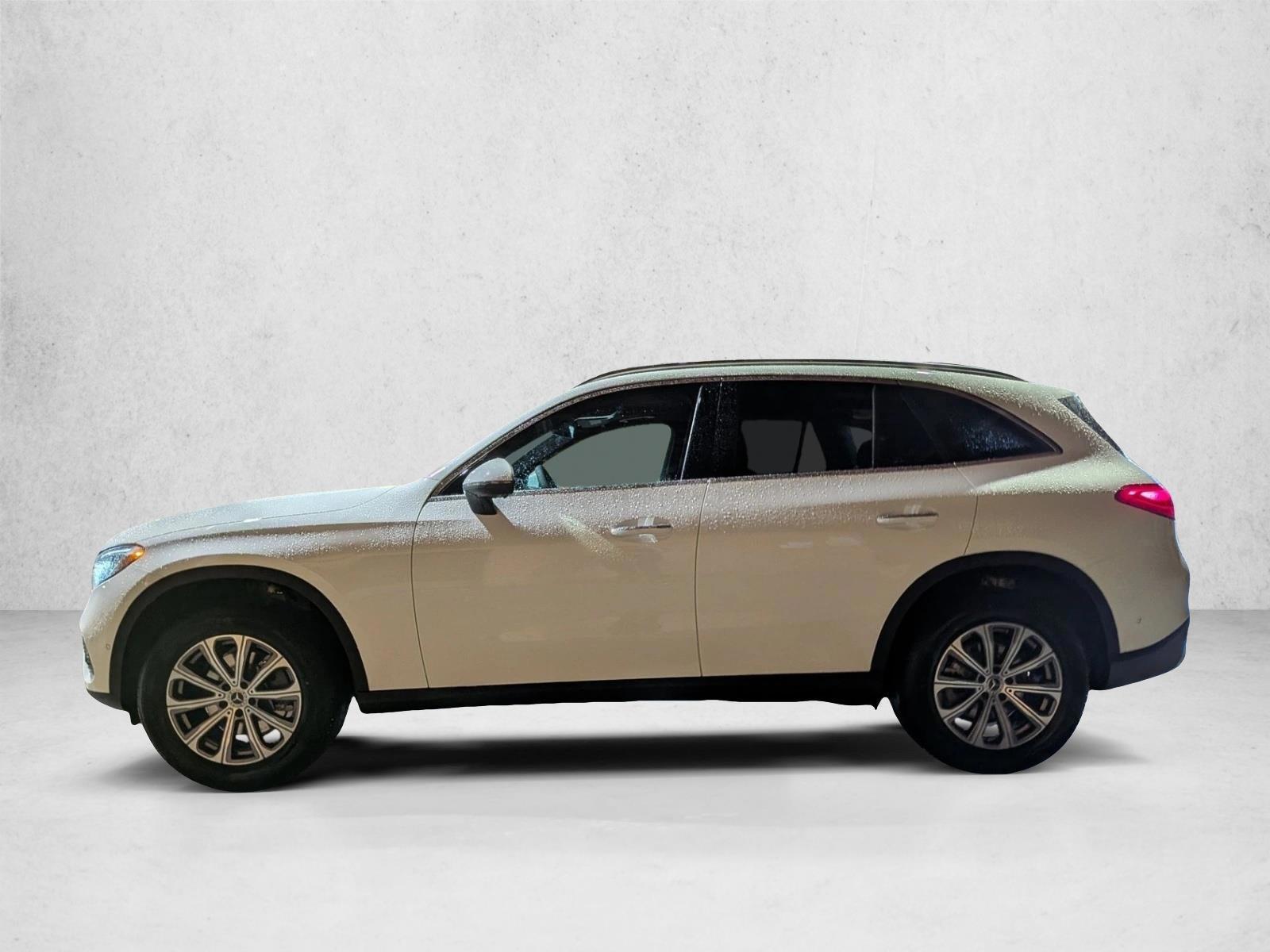Thumbnail: 2026 Mercedes-Benz GLC - 2