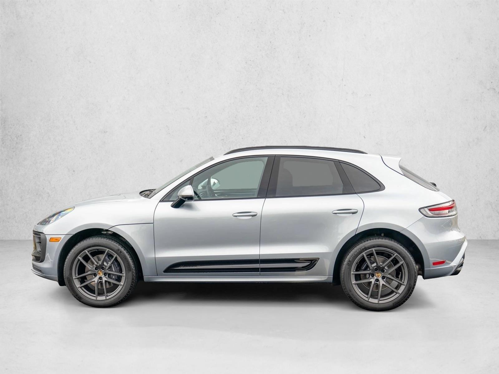 Thumbnail: 2026 Porsche Macan - 2
