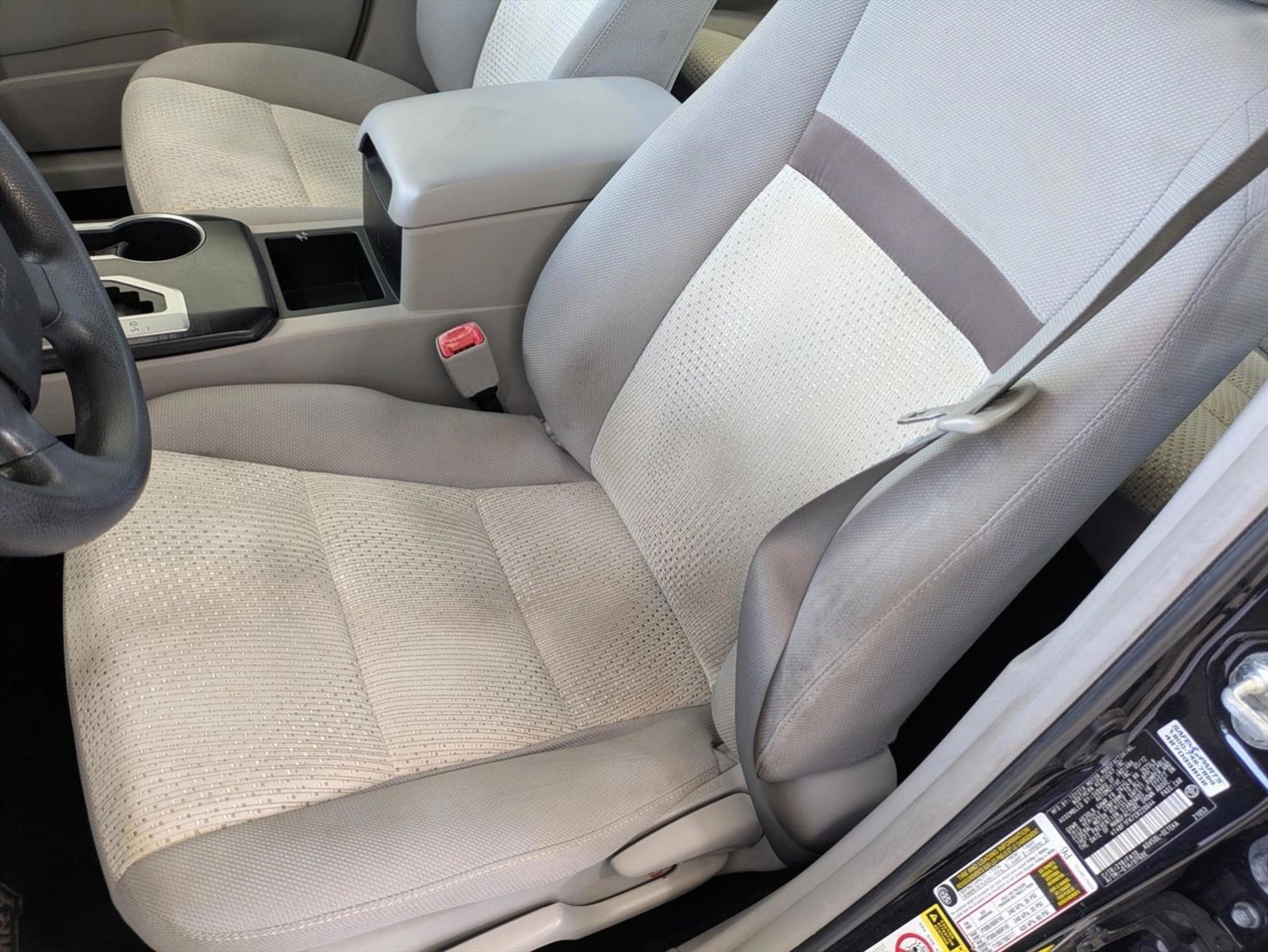 Thumbnail: 2012 Toyota Camry - 4