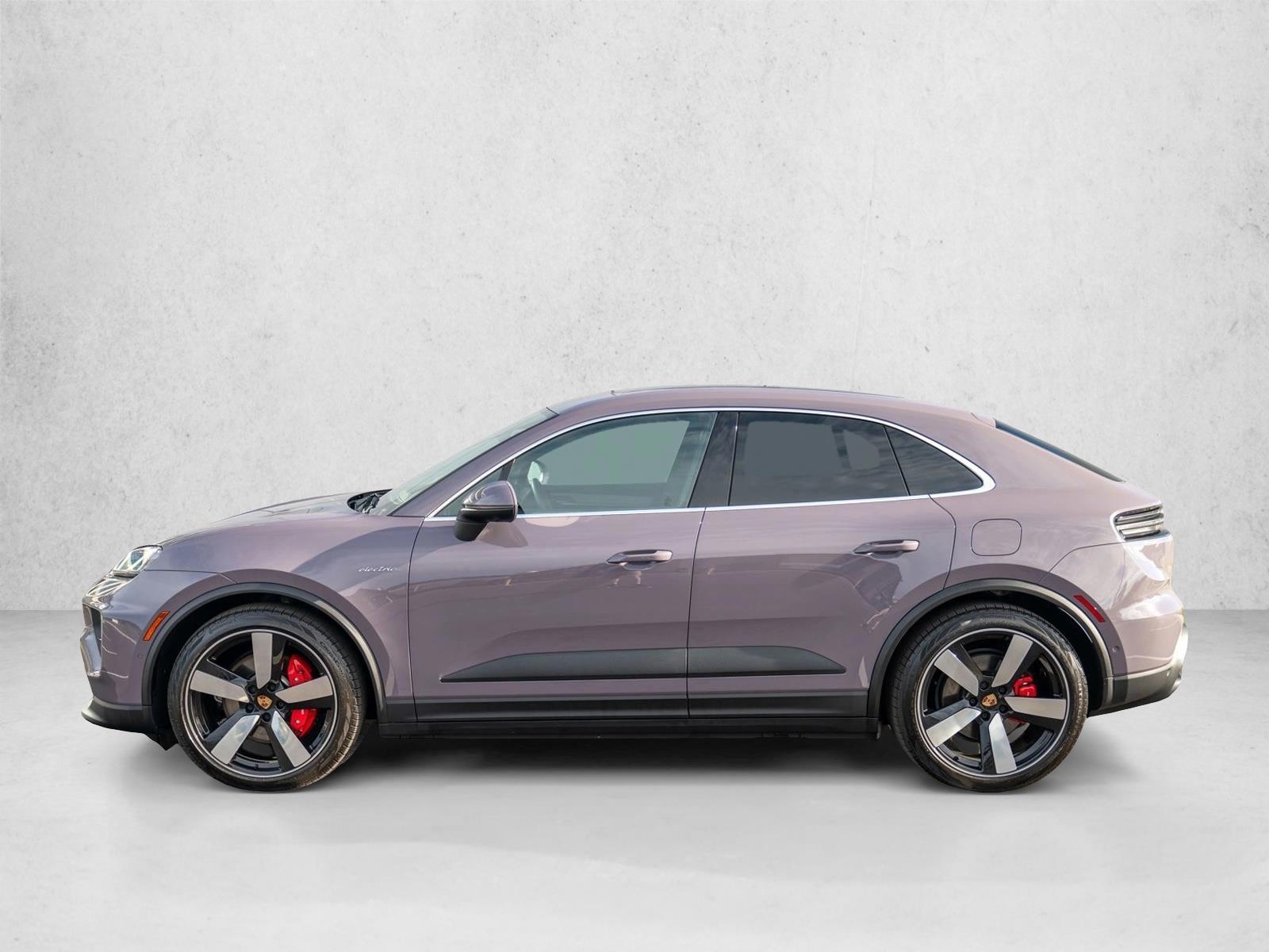 Thumbnail: 2025 Porsche Macan - 2