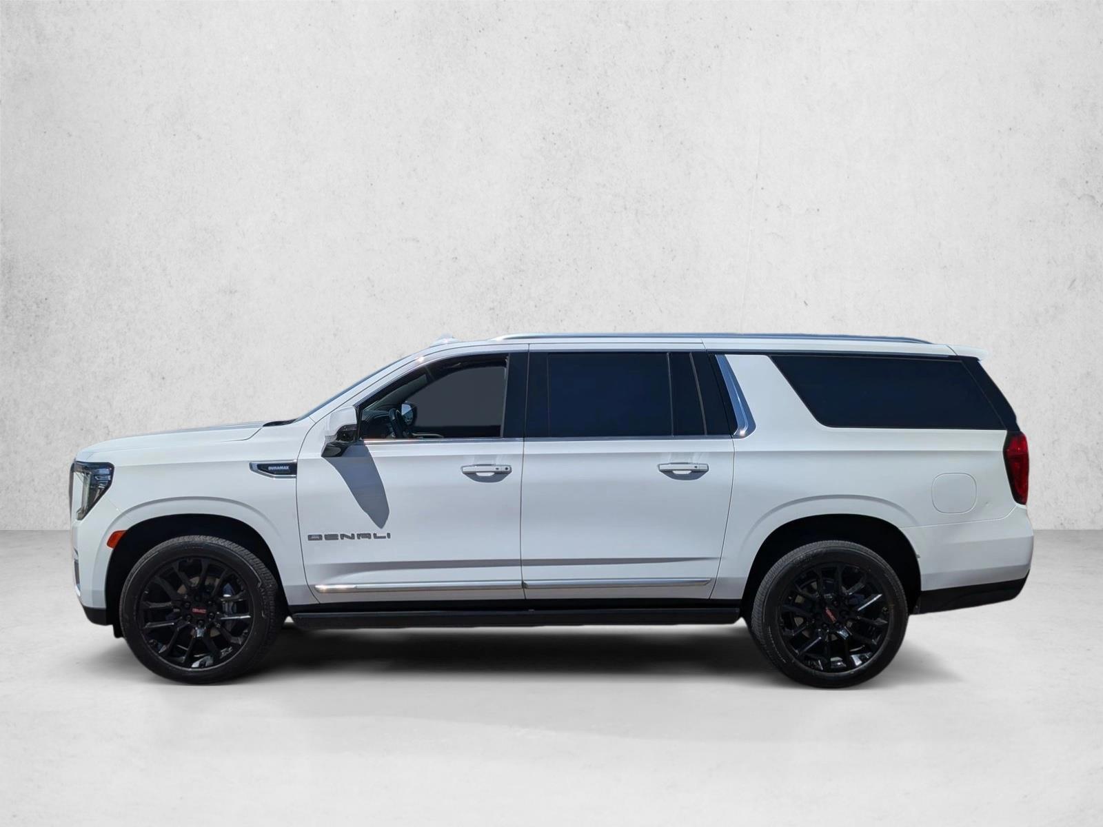 Thumbnail: 2022 GMC Yukon XL - 2