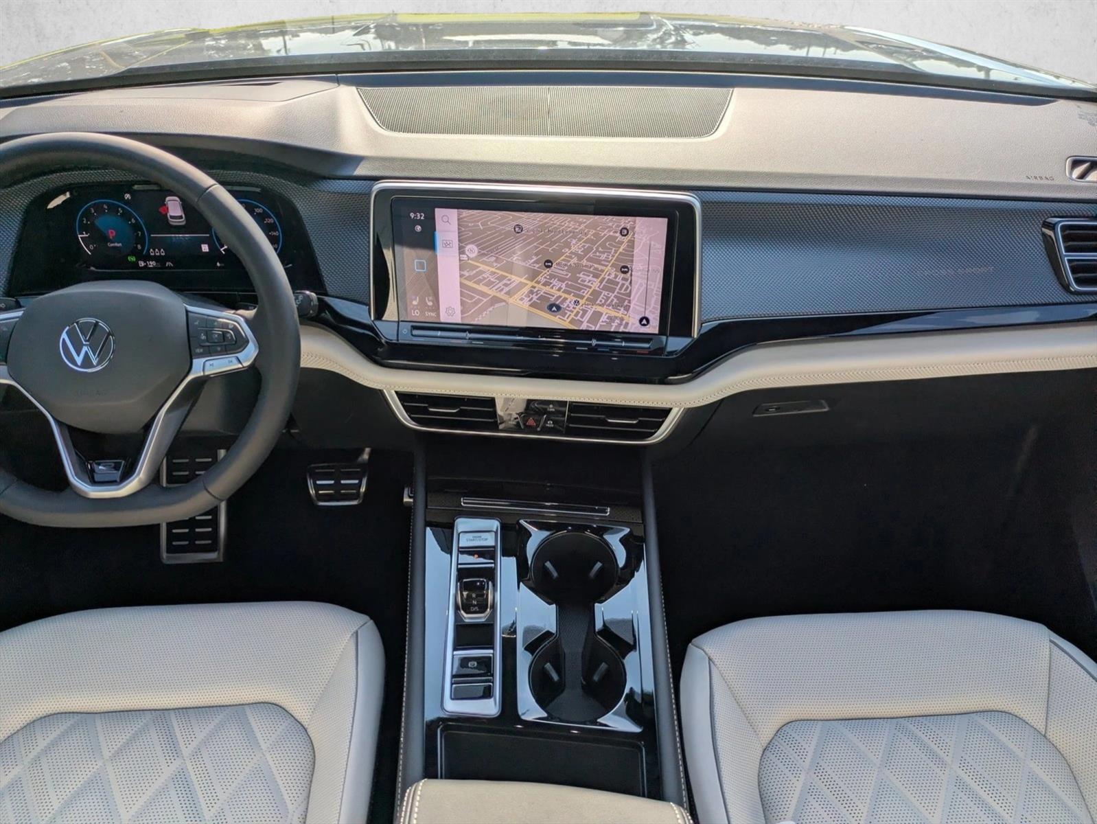 Thumbnail: 2026 Volkswagen Atlas - 3