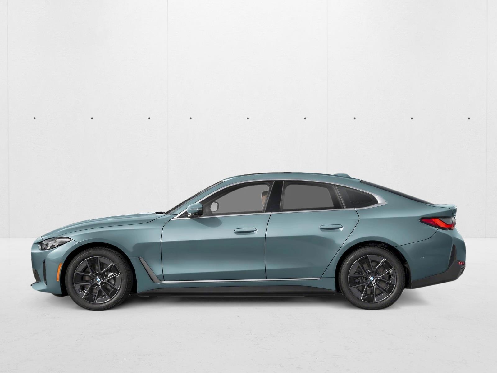 Thumbnail: 2026 BMW i4 - 2