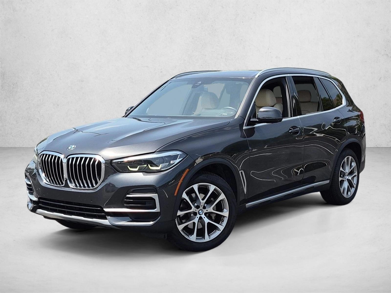 Thumbnail: 2022 BMW X5 - 2