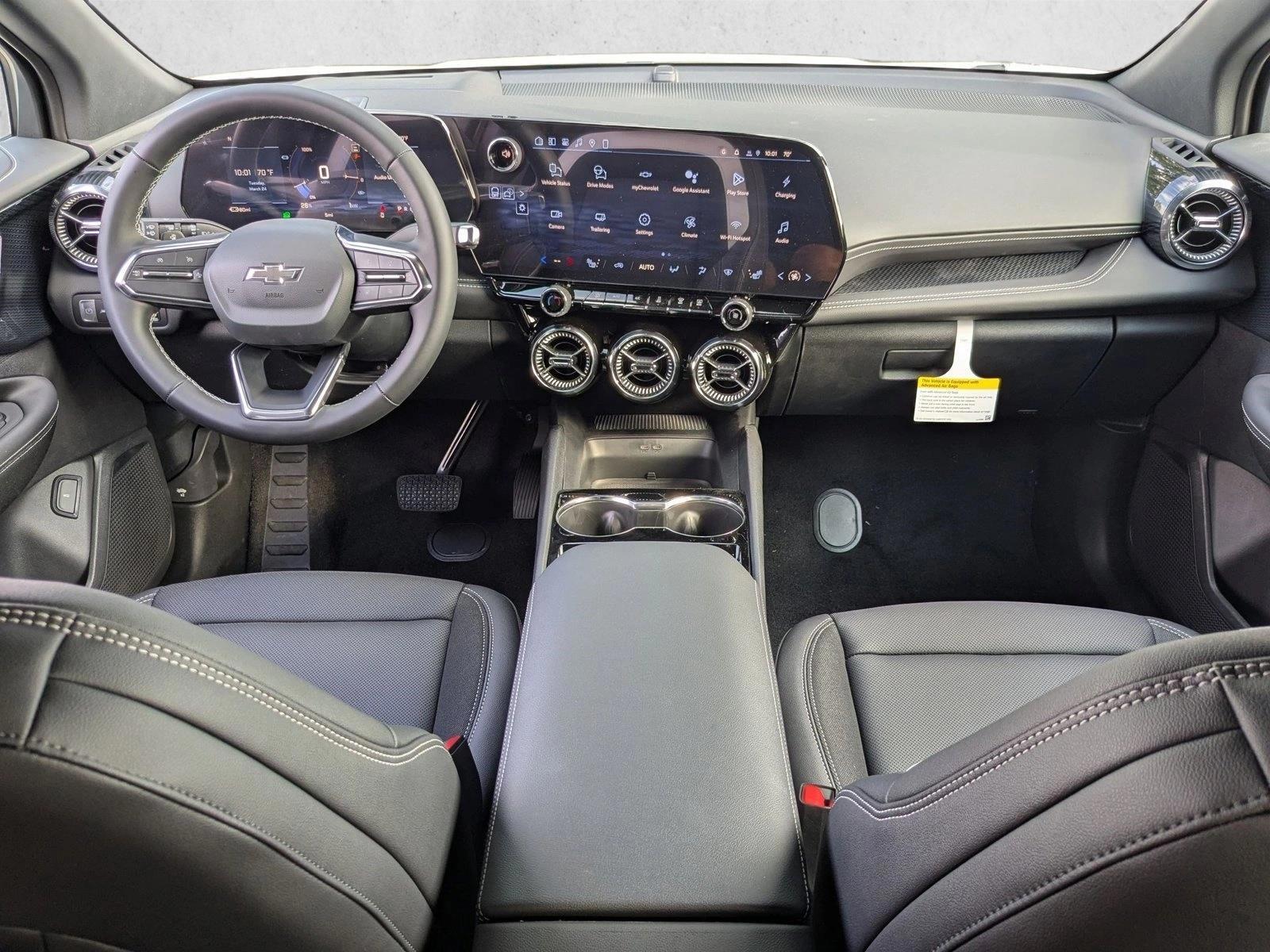 Thumbnail: 2026 Chevrolet Blazer EV - 3