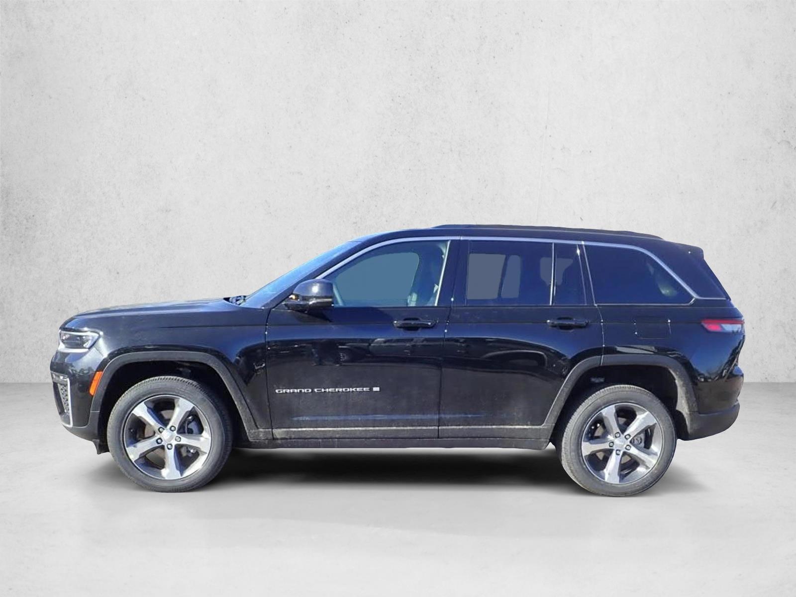 Thumbnail: 2026 Jeep Grand Cherokee - 2