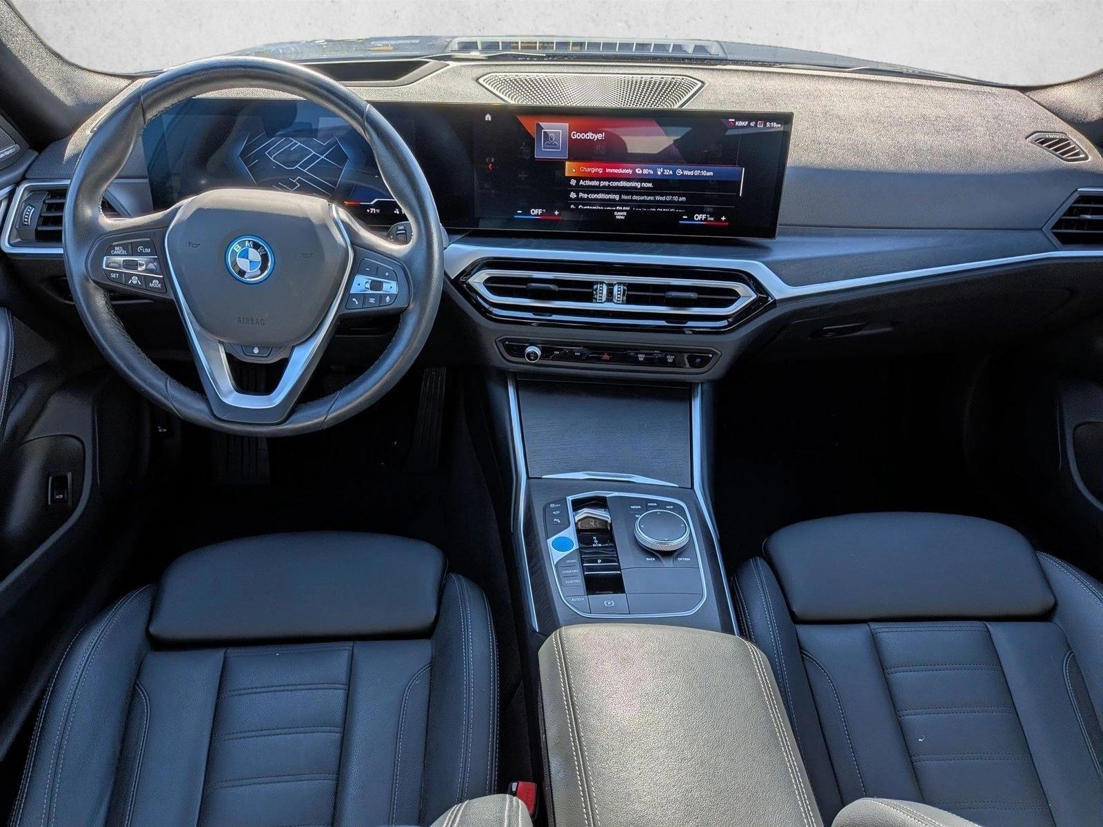 Thumbnail: 2023 BMW i4 - 4