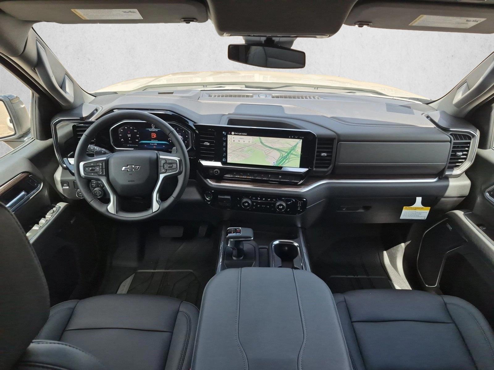 Thumbnail: 2026 Chevrolet Silverado 1500 - 3