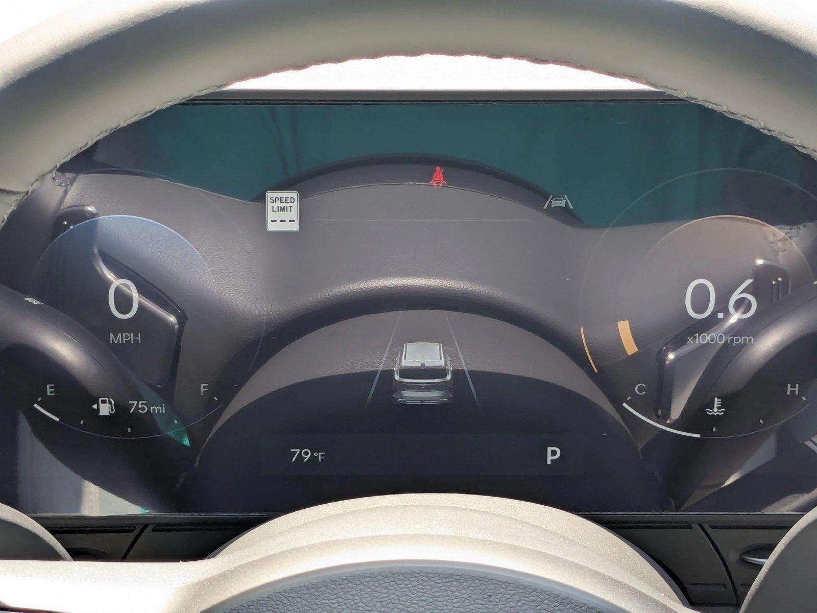 2025 Hyundai Kona SEL Convenience - Photo 11