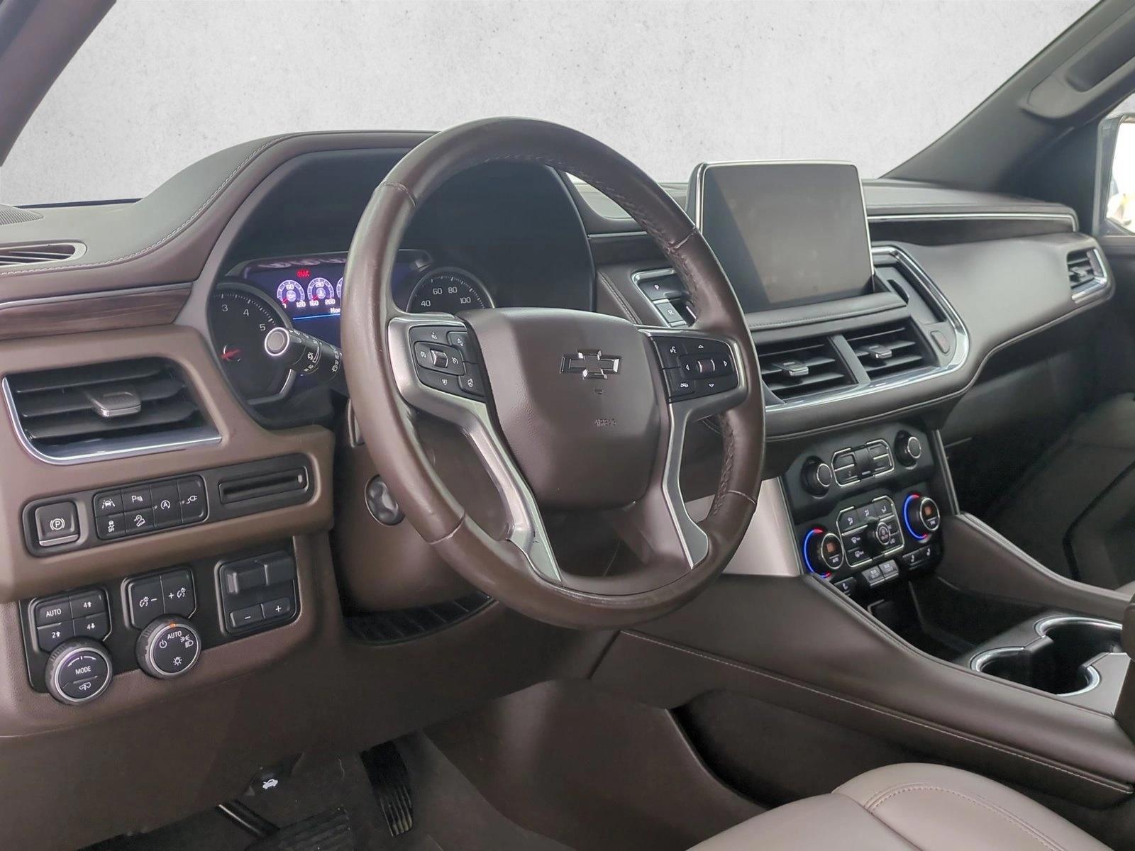 Thumbnail: 2021 Chevrolet Suburban - 3