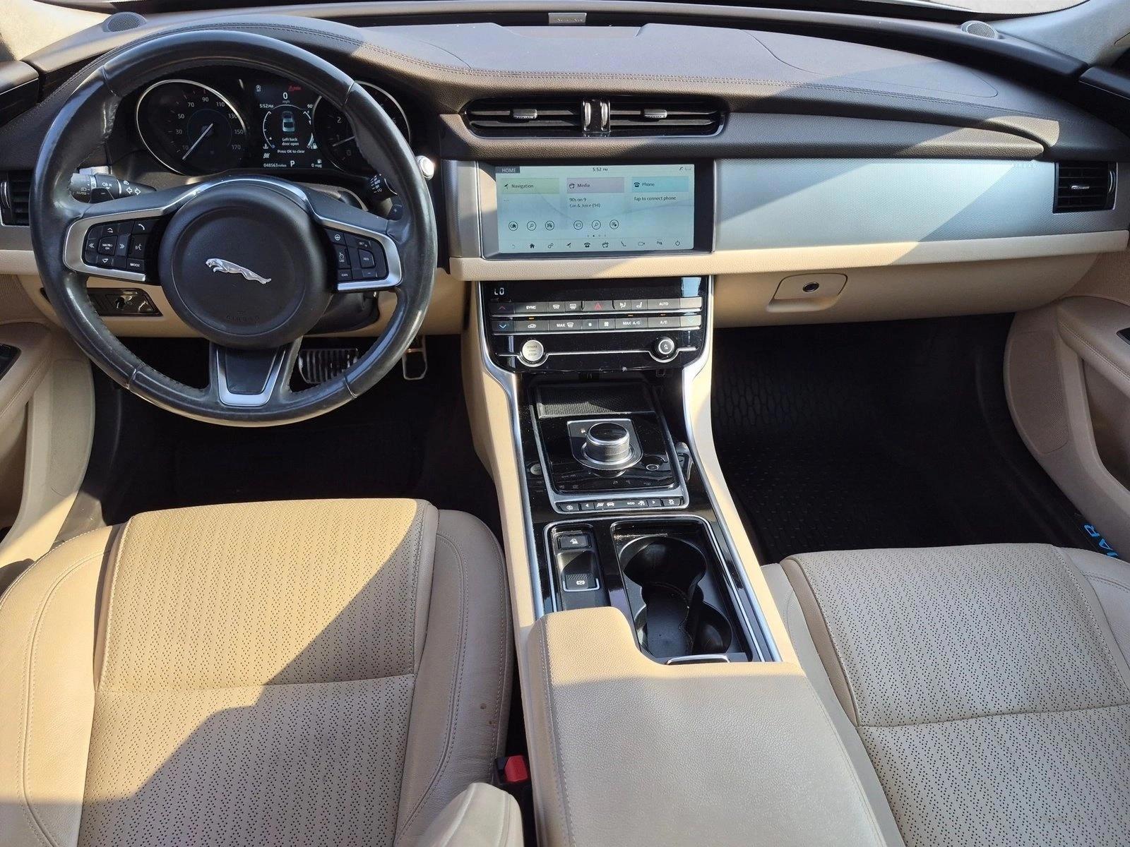 Thumbnail: 2020 Jaguar XF - 2