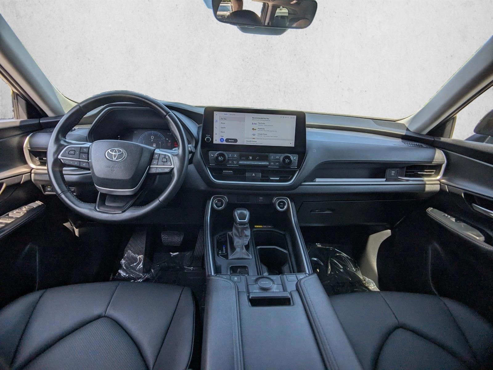 Thumbnail: 2024 Toyota Grand Highlander - 4