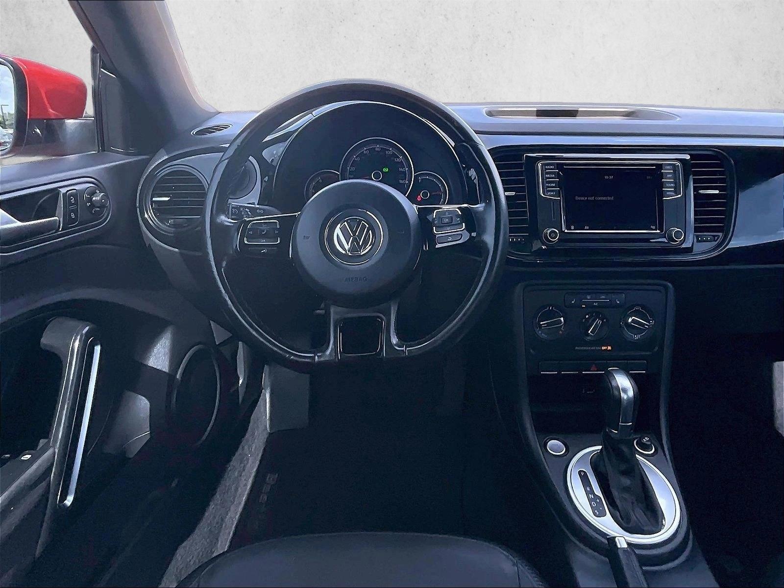 Thumbnail: 2018 Volkswagen Beetle - 3