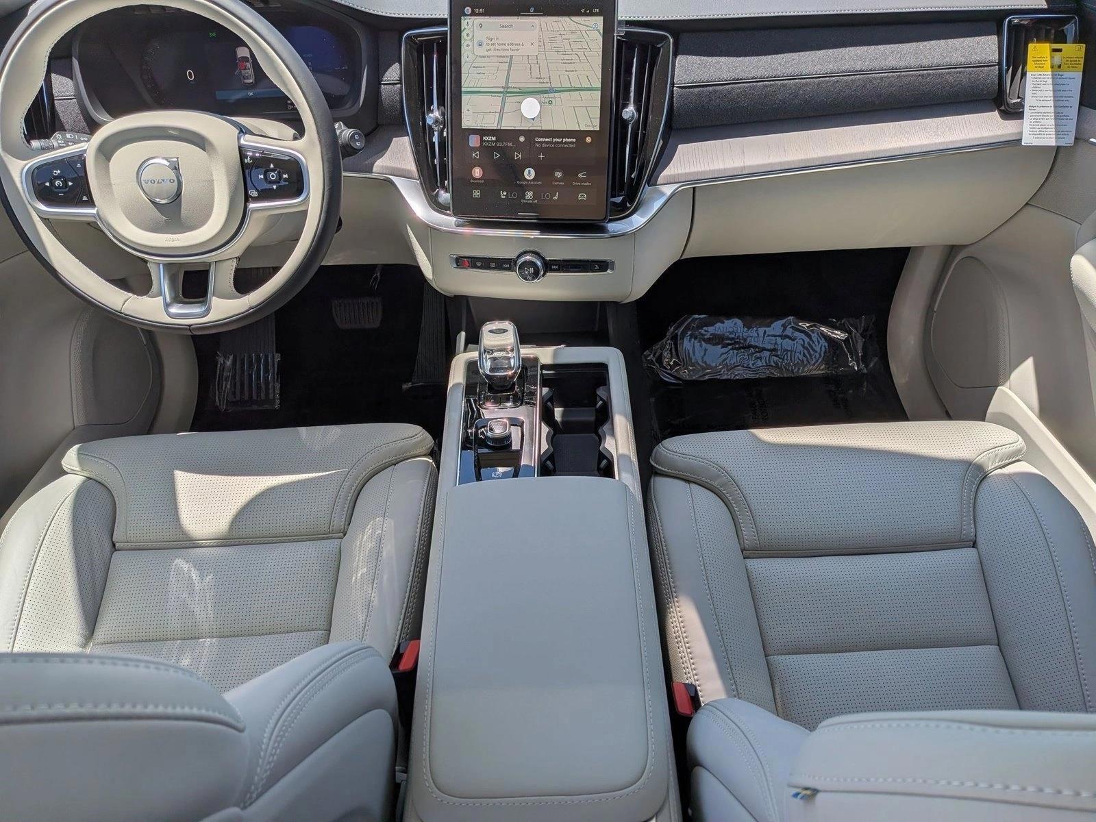 Thumbnail: 2026 Volvo XC90 - 3