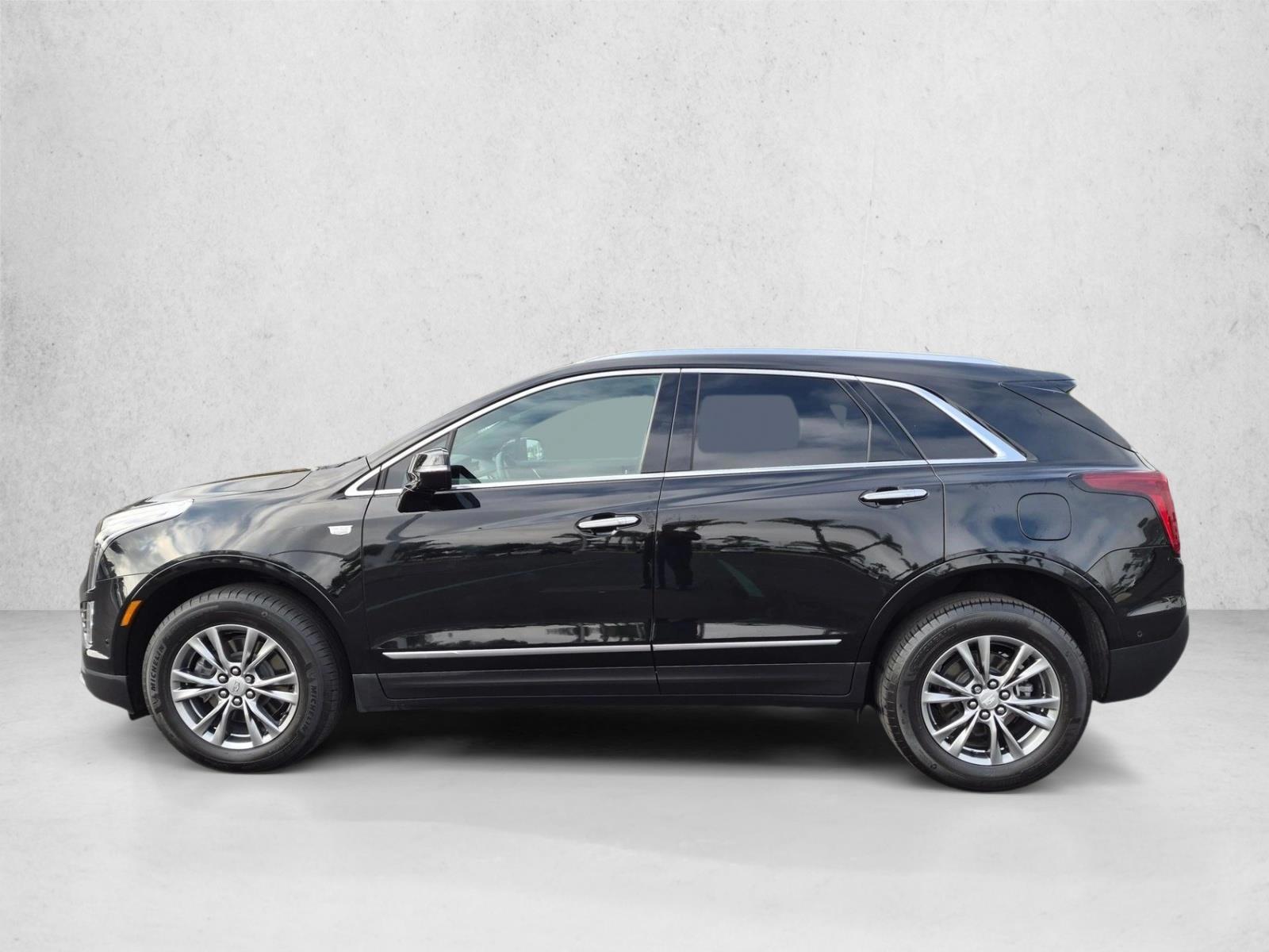 Thumbnail: 2022 Cadillac XT5 - 2