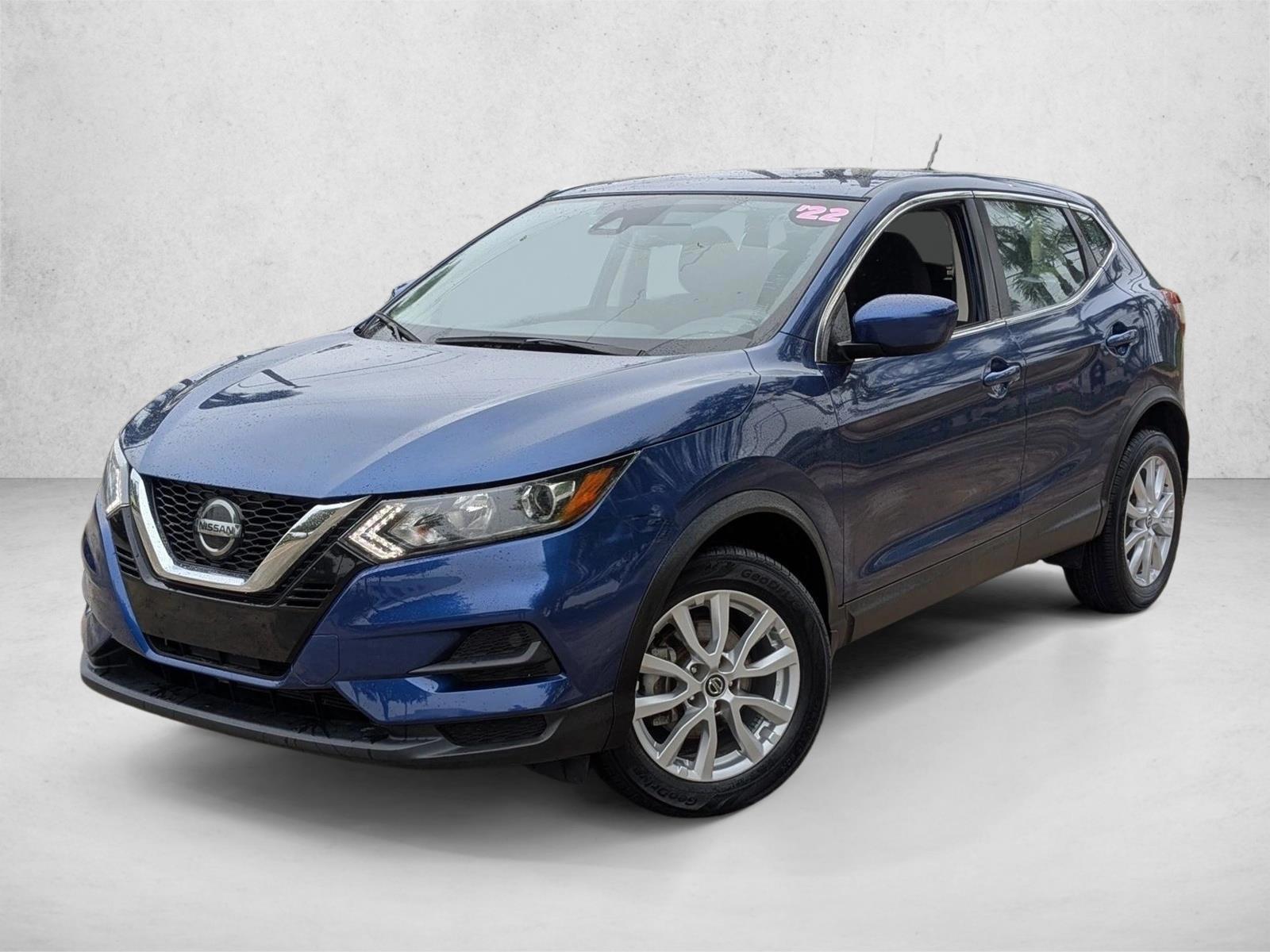 Thumbnail: 2022 Nissan Rogue Sport - 1