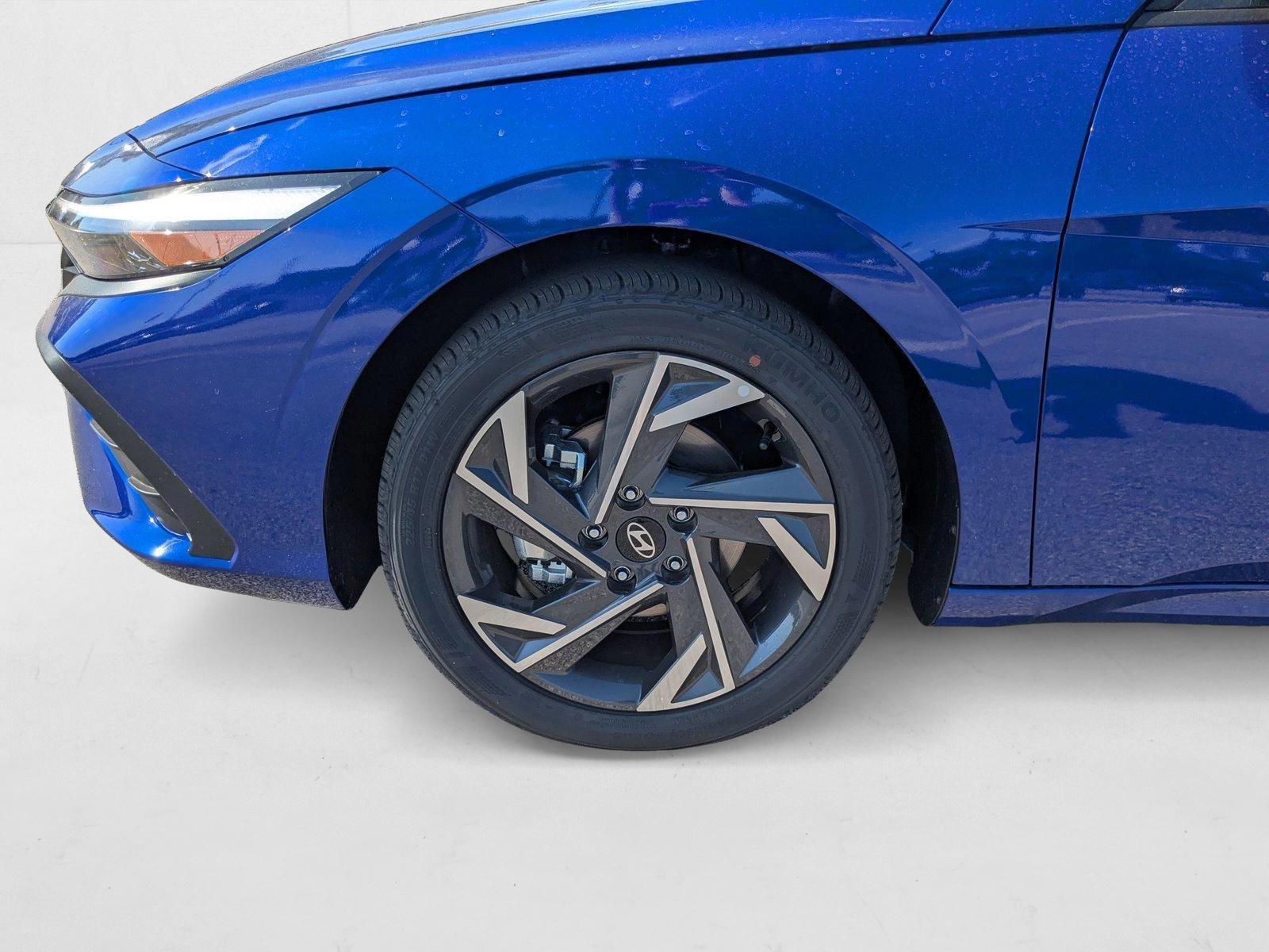 2025 Hyundai Elantra SEL - Photo 10