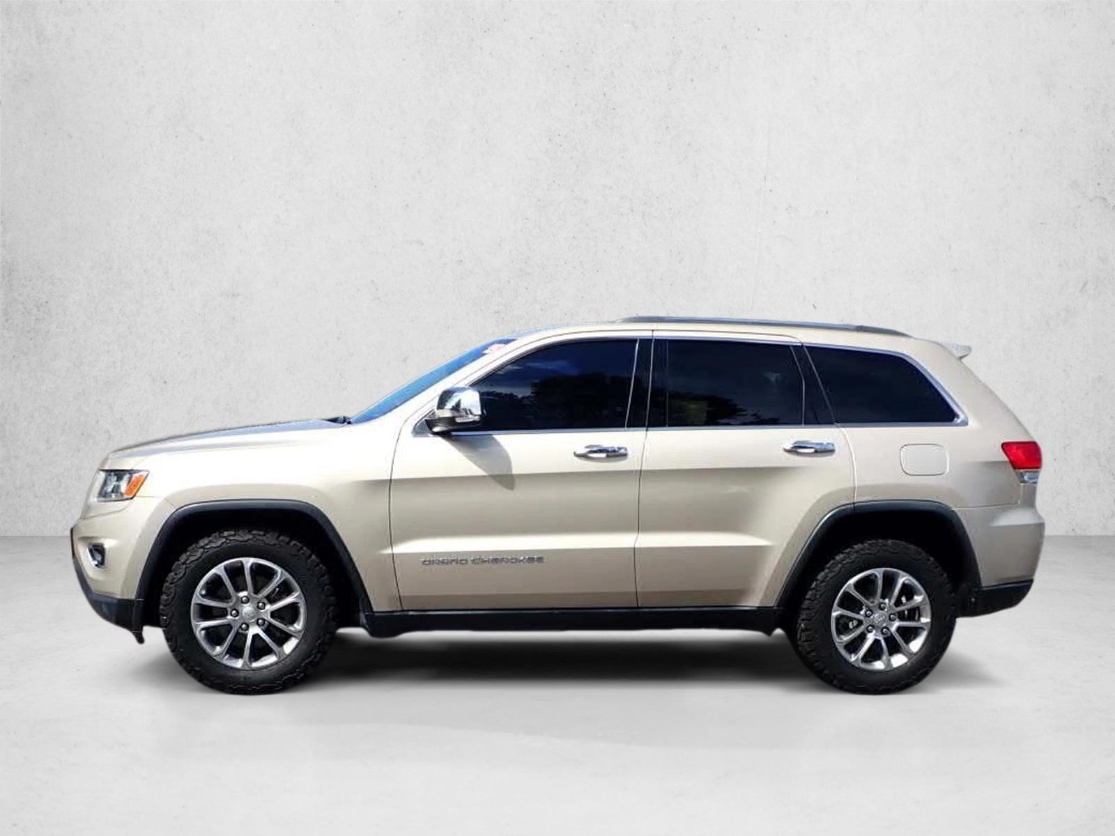 Thumbnail: 2015 Jeep Grand Cherokee - 2