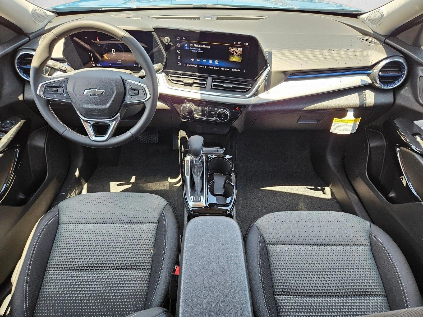Thumbnail: 2026 Chevrolet Trax - 4