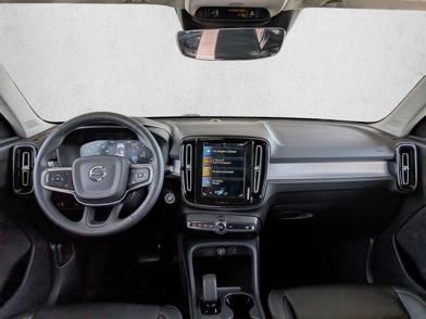 2022 Volvo XC40