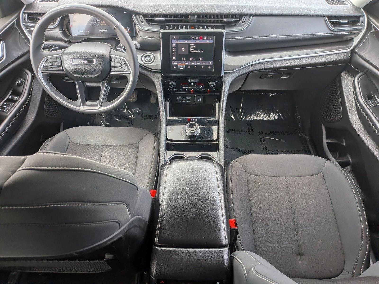 Thumbnail: 2023 Jeep Grand Cherokee L - 3