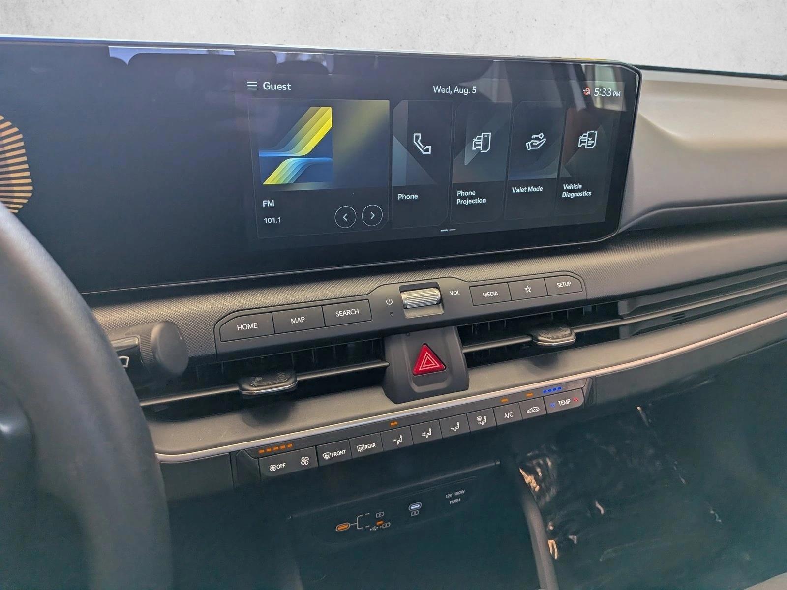 2025 Kia K4 LXS - Photo 19