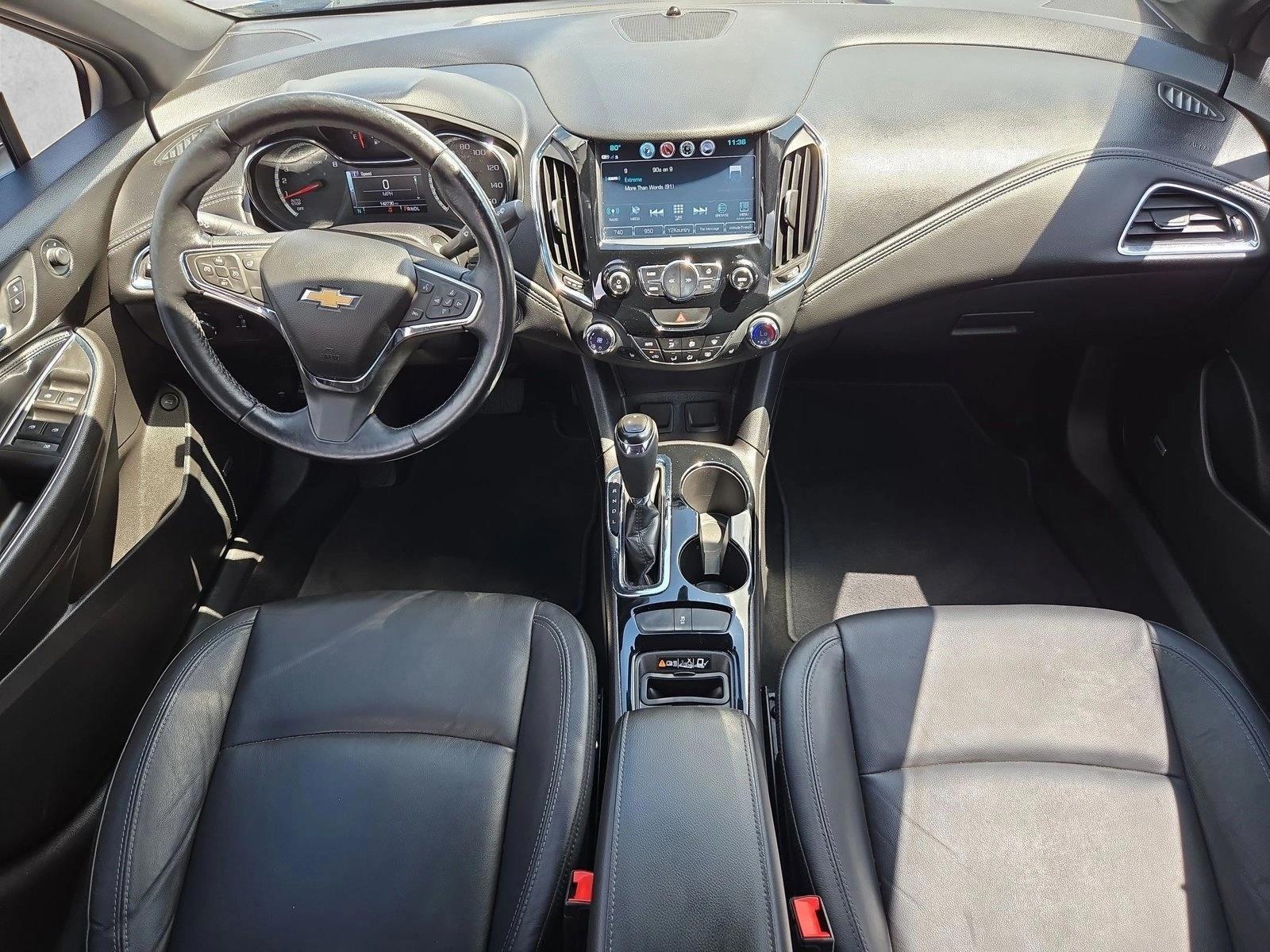 Thumbnail: 2017 Chevrolet Cruze - 3